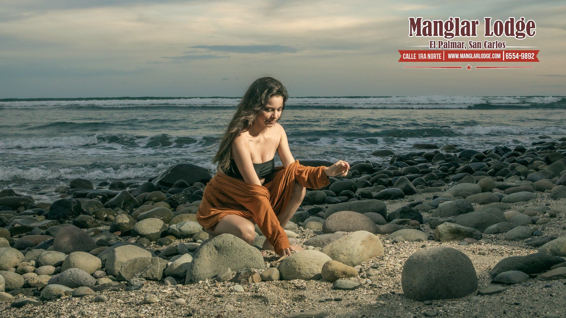 Discover the Thrill of Surfing with Our Experienced Instructors at Manglar lodge