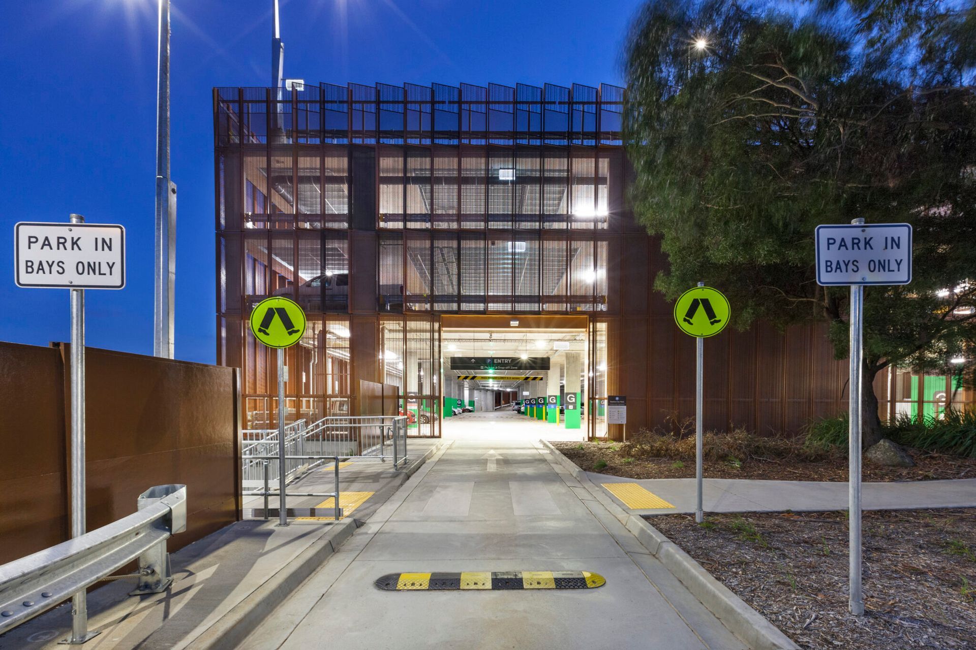 A parking lot with a sign that says park in days only