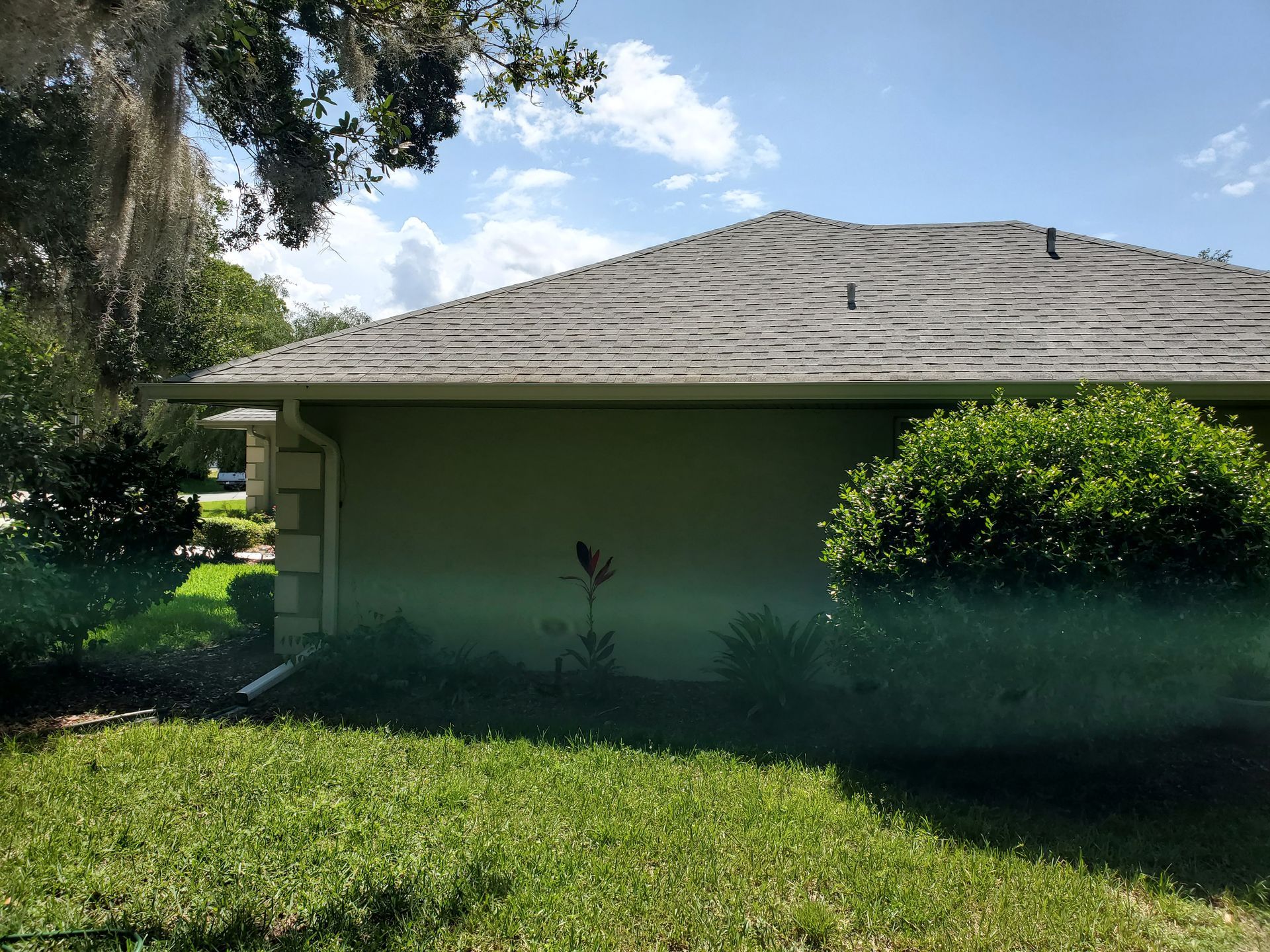 Roof Cleaning | Inverness, FL | Sandpiper Softwash