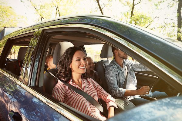 People in the car | Autotrends