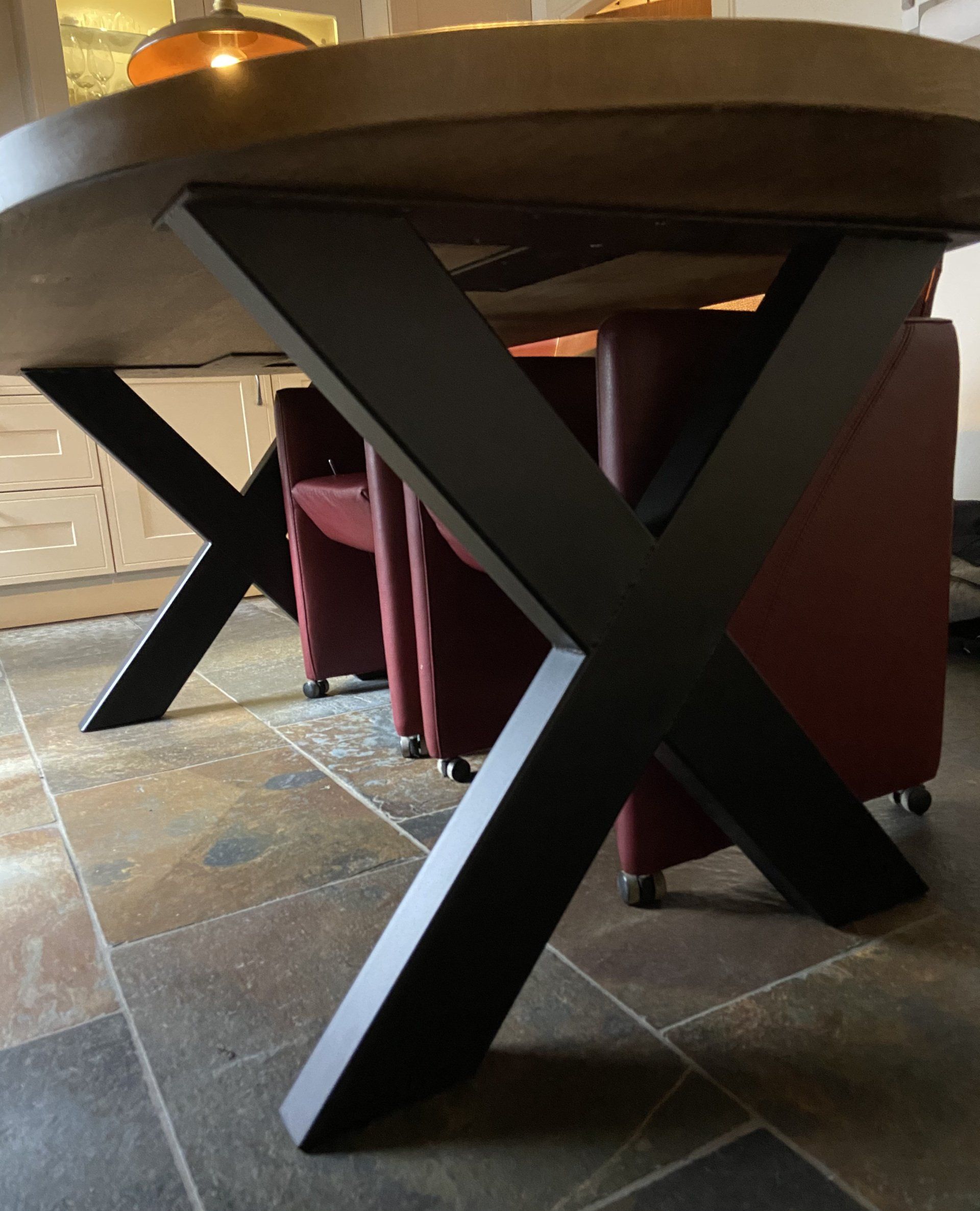 Zwarte stalen tafelpoten op maat