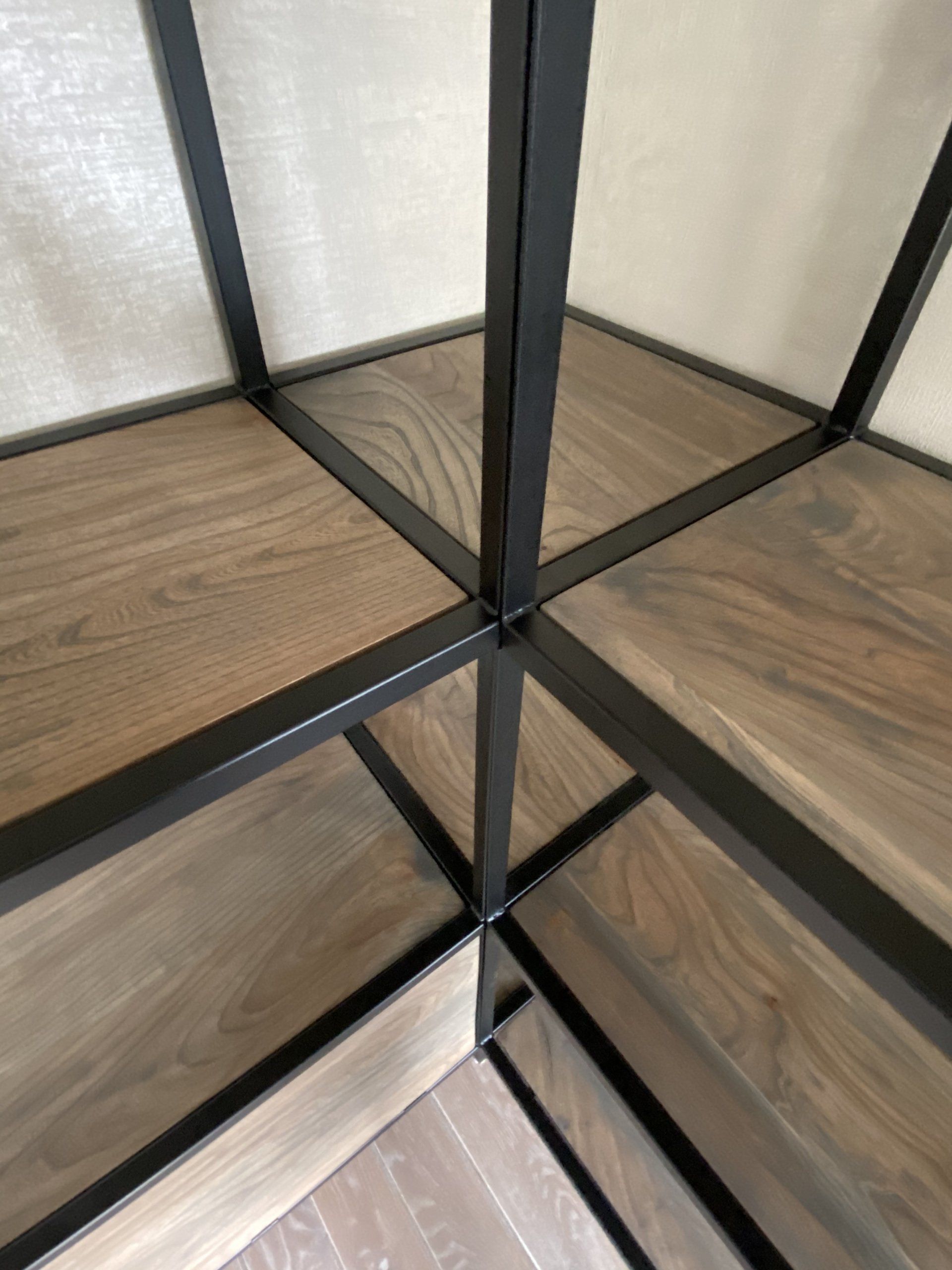 Hoek maatwerk stalen kast