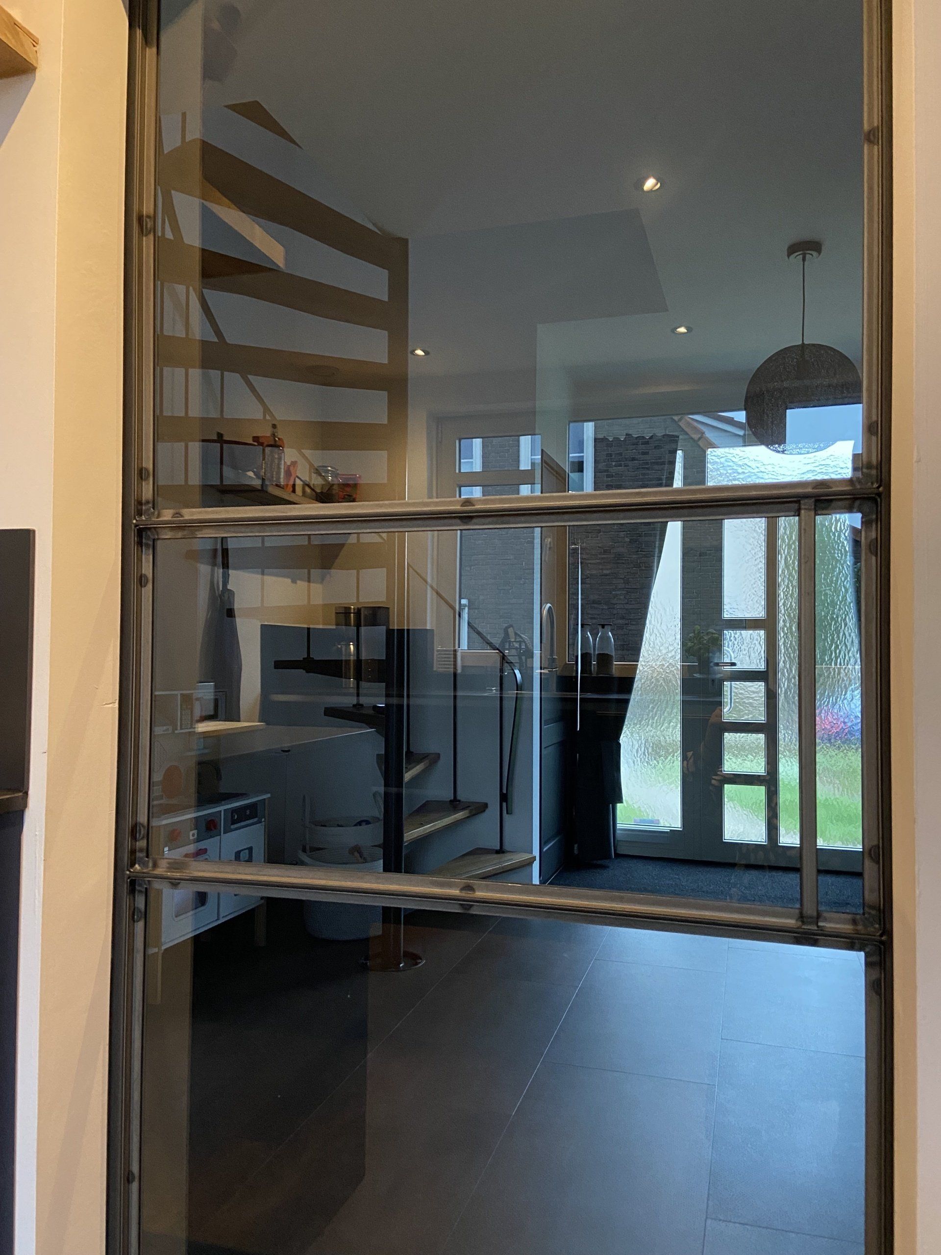 Stalen schuifdeur voor badkamer