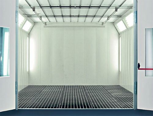 Interno di cabina per verniciatura ad Asti