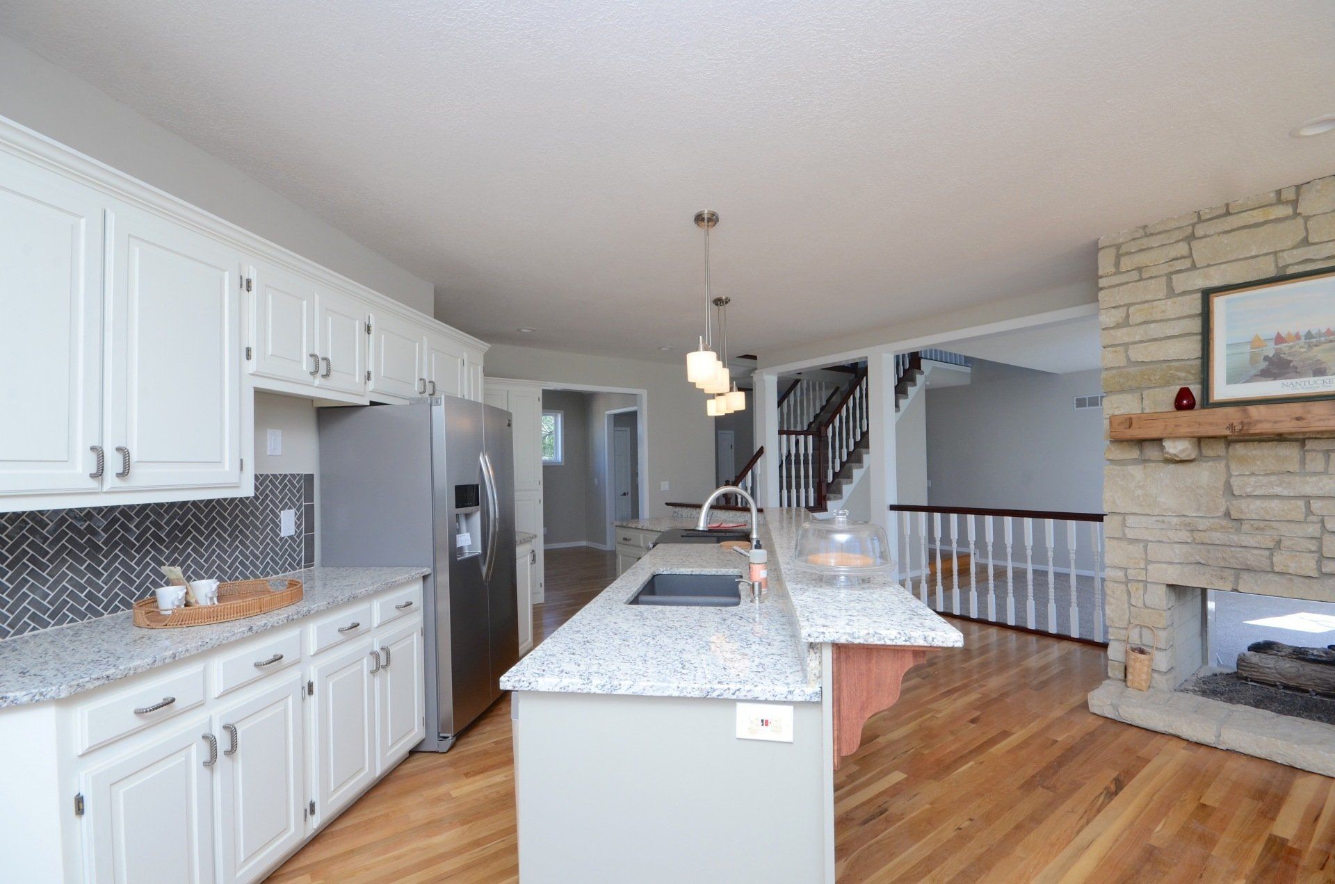kitchen cabinets painted white by Home Pros