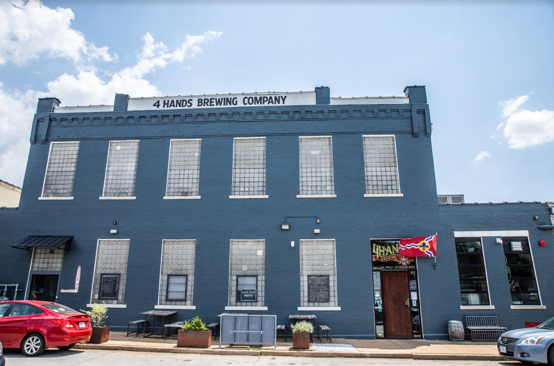 The 4 Hands Brewery & Tasting Room