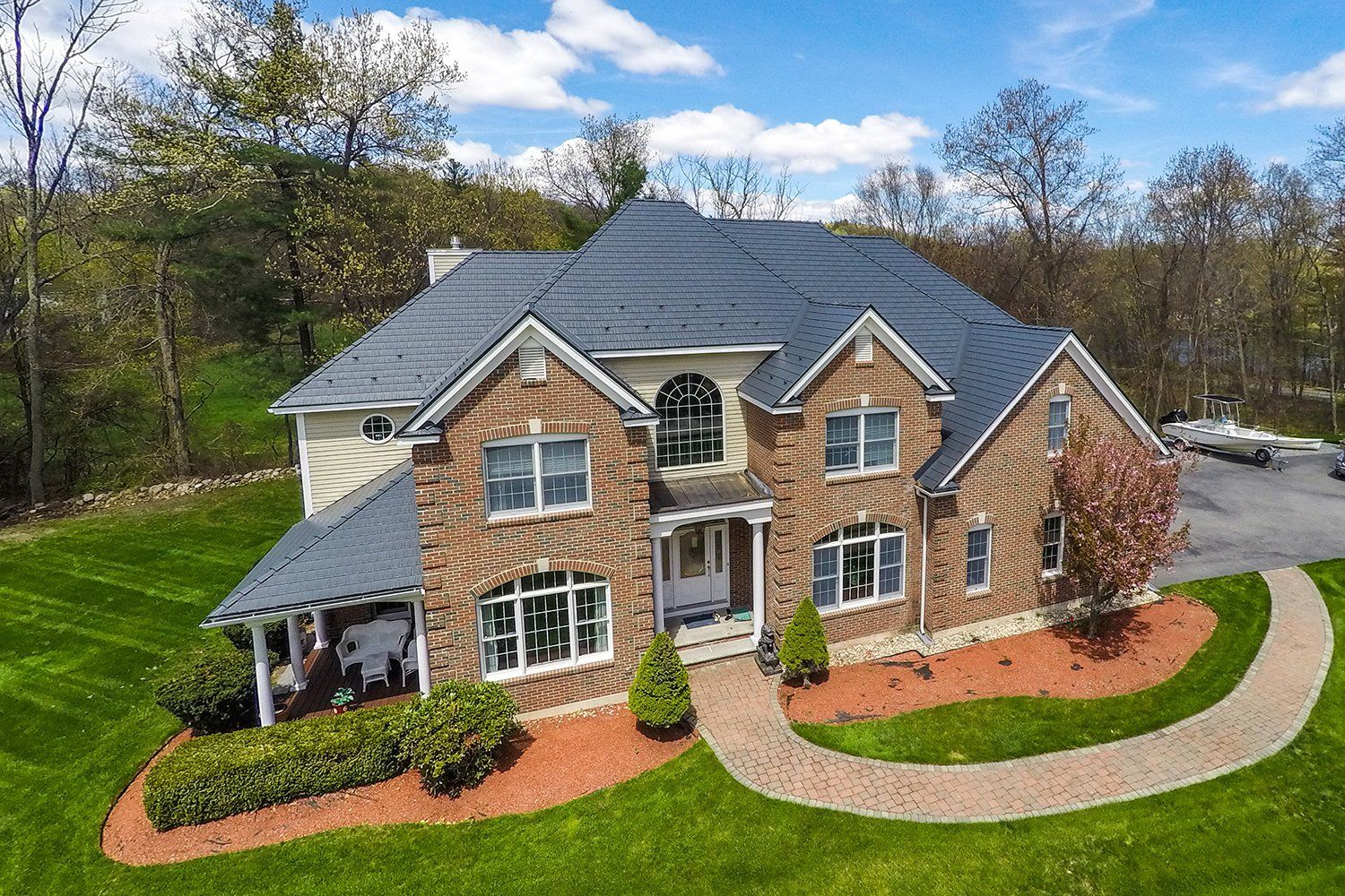 Westford, MA — Deep Charcoal Interlock® Metal Slate Roof