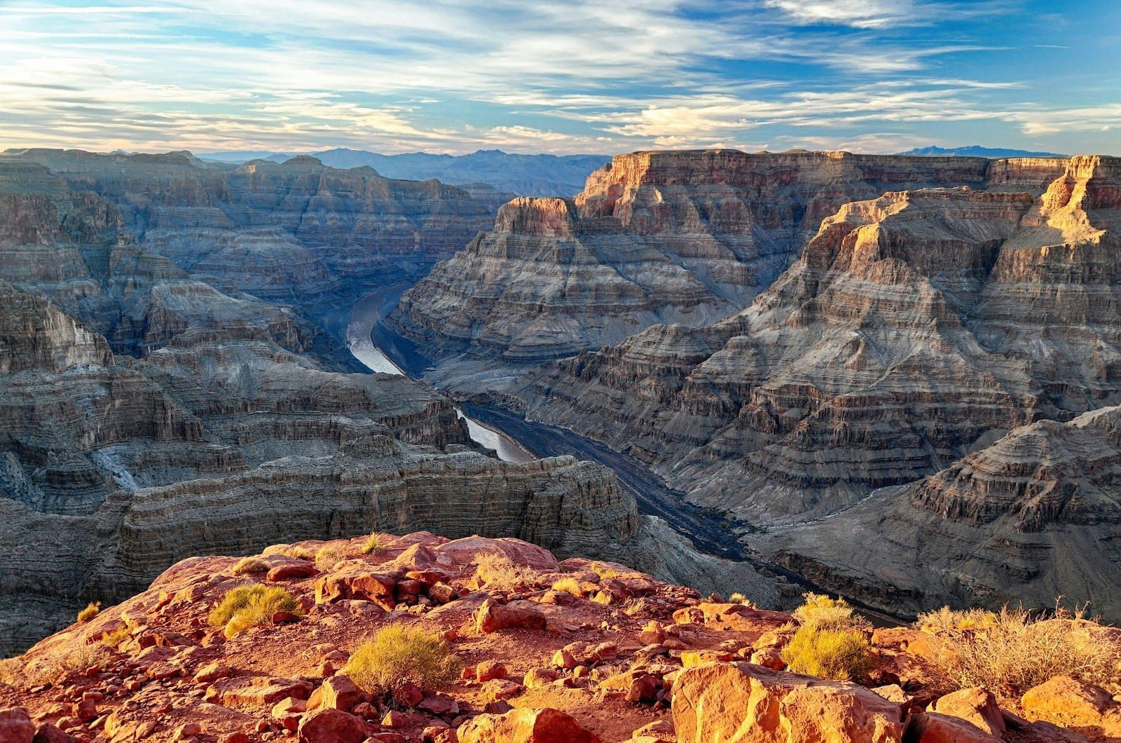 LOS ANGELES , LAS VEGAS WITH NATIONAL PARKS