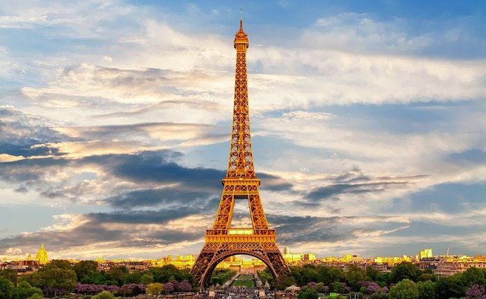 PARIS CITY OF LOVE HONEYMOON SPECIAL TOUR