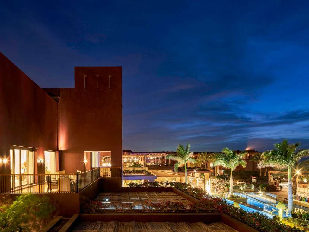 Movenpick Resort & Spa 