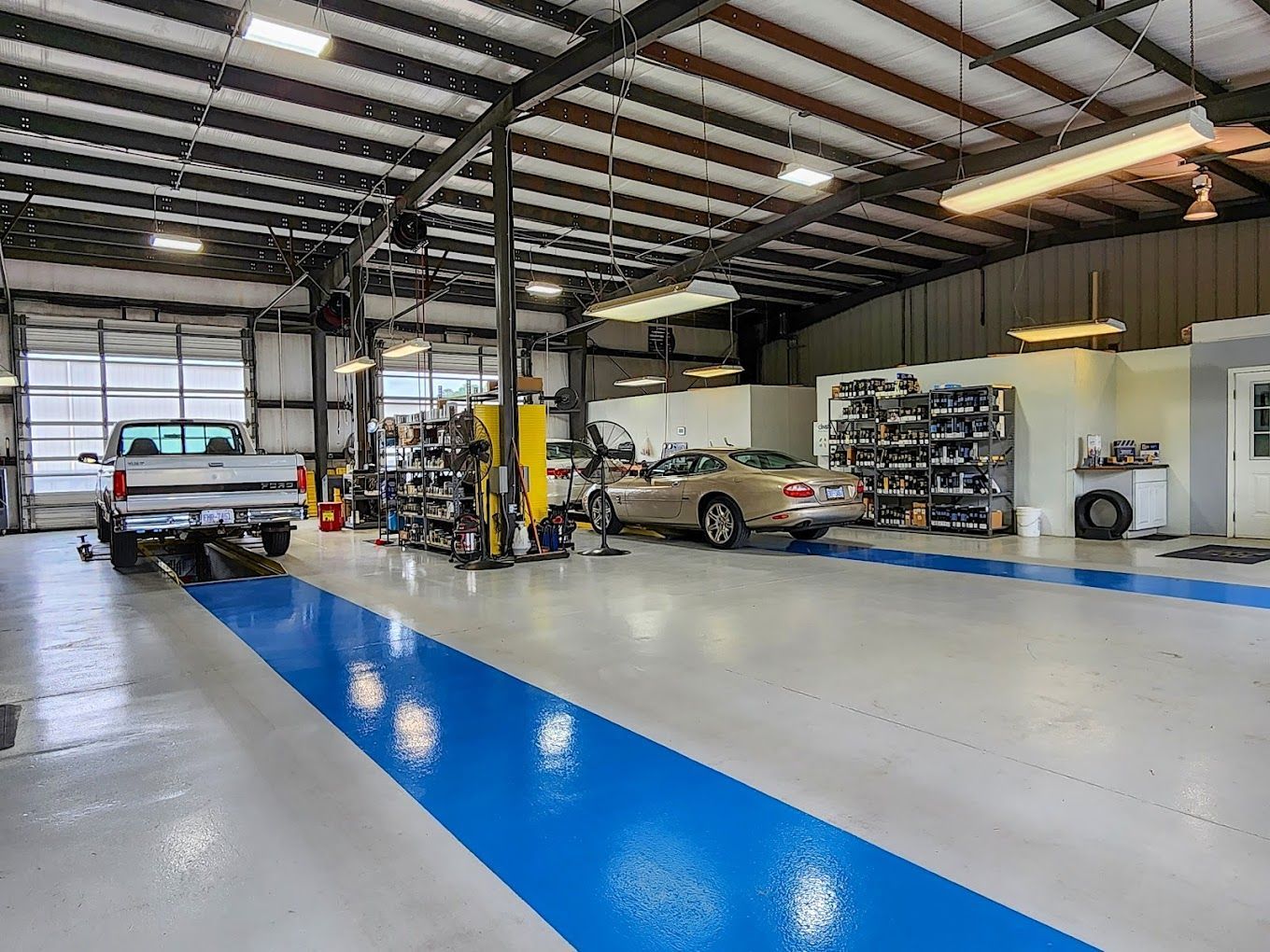Shop interior | Jim's Car Care