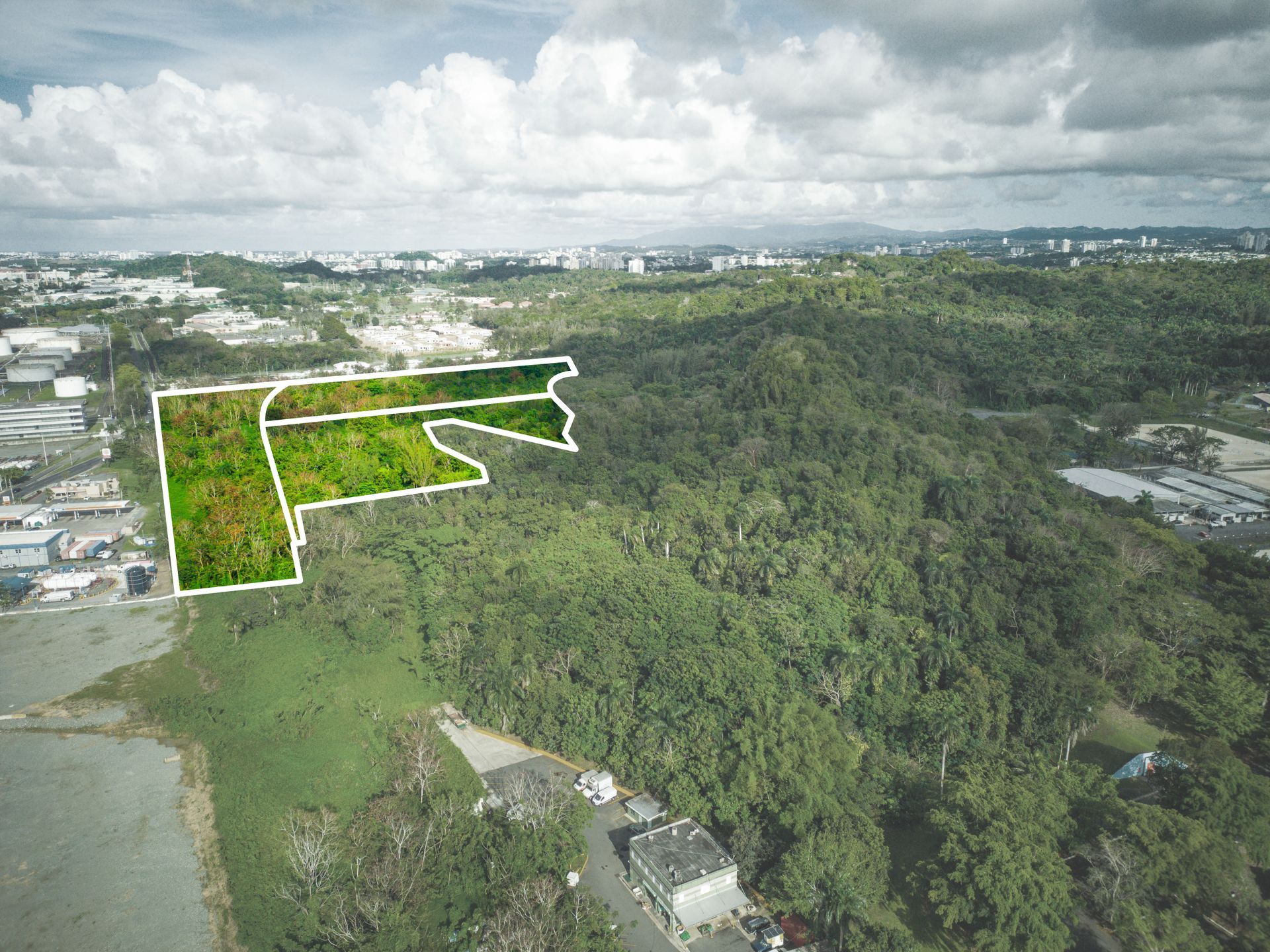 Terreno Industrial En Venta En Bayamón |28.19 Acres | MG Realty