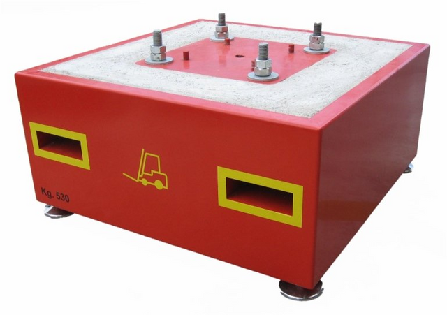 Base in lamiera realizzata da Cesari srl di Recanati