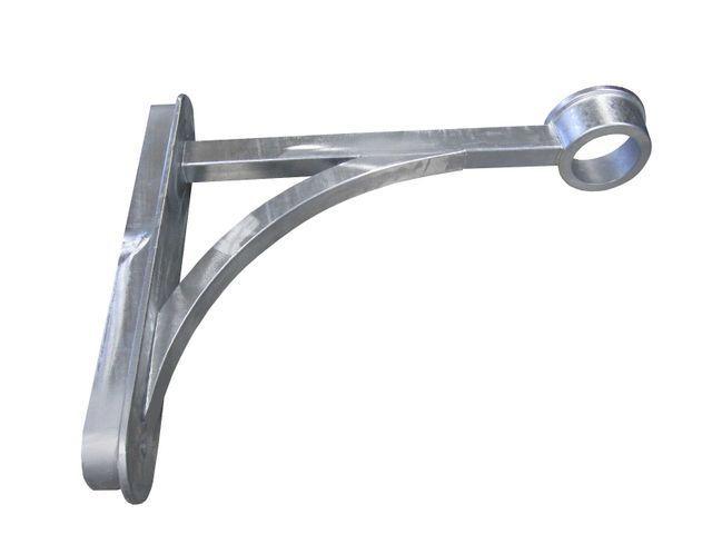 Braccio in ferro per lanterna realizzato da Cesari srl di Recanati