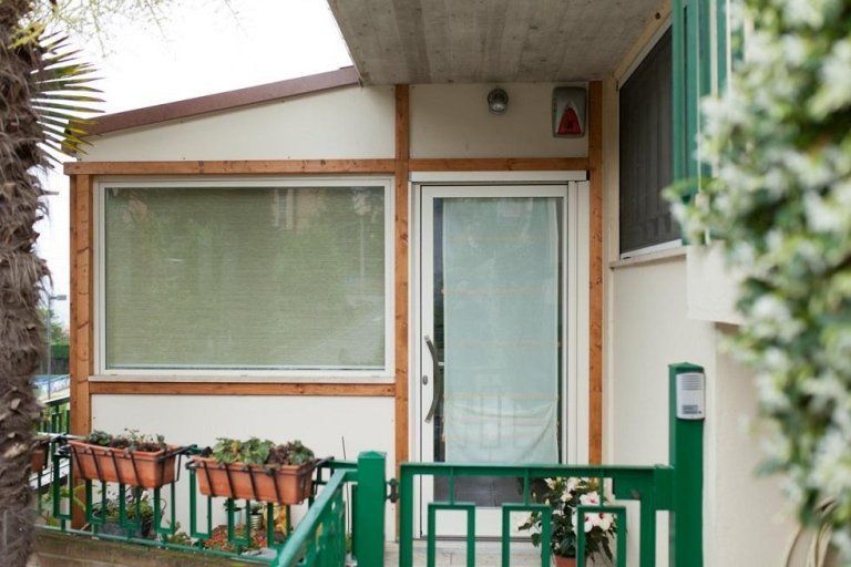 Coperture terrazzi con infissi di alluminio realizzati da Cesari srl di Recanati