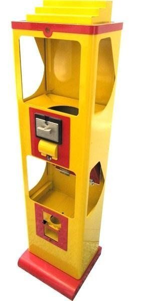 Distributore a gettoni realizzato da Cesari srl di Recanati