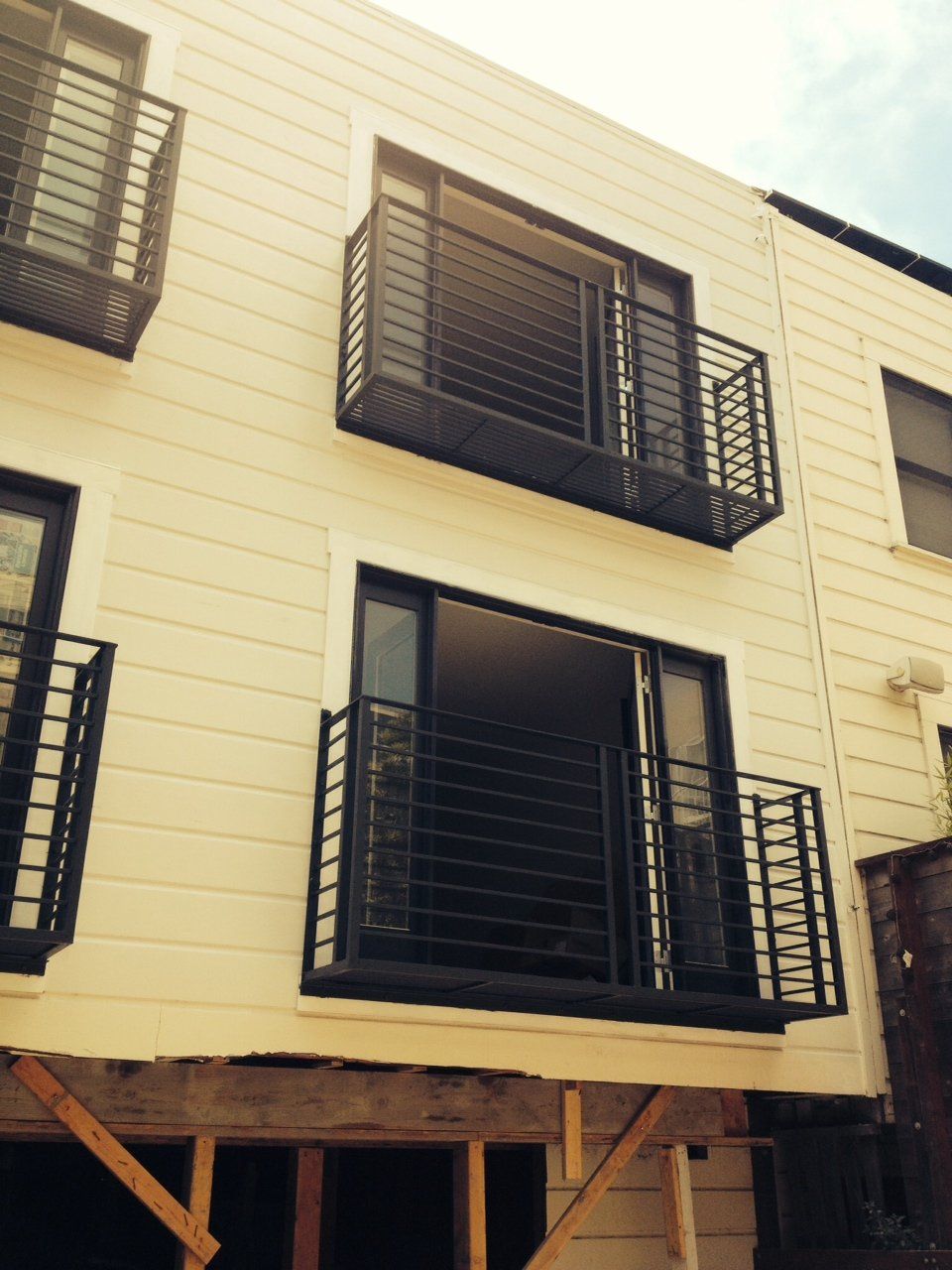 A building with a lot of windows and balconies