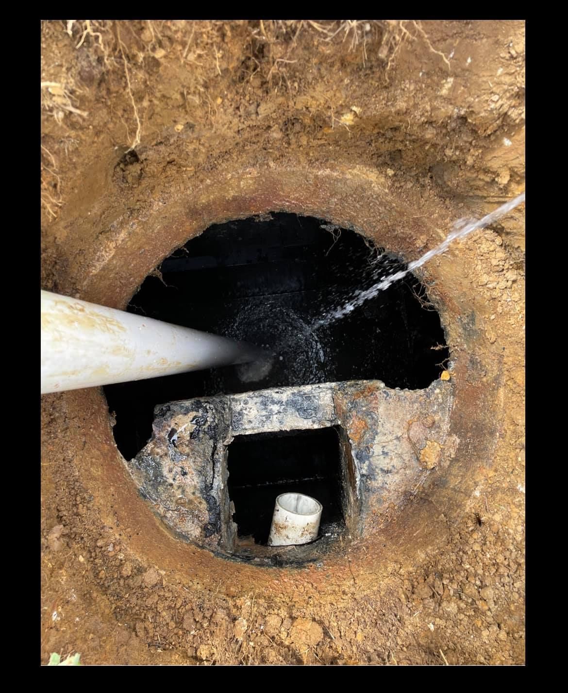 Cleaning septic tank