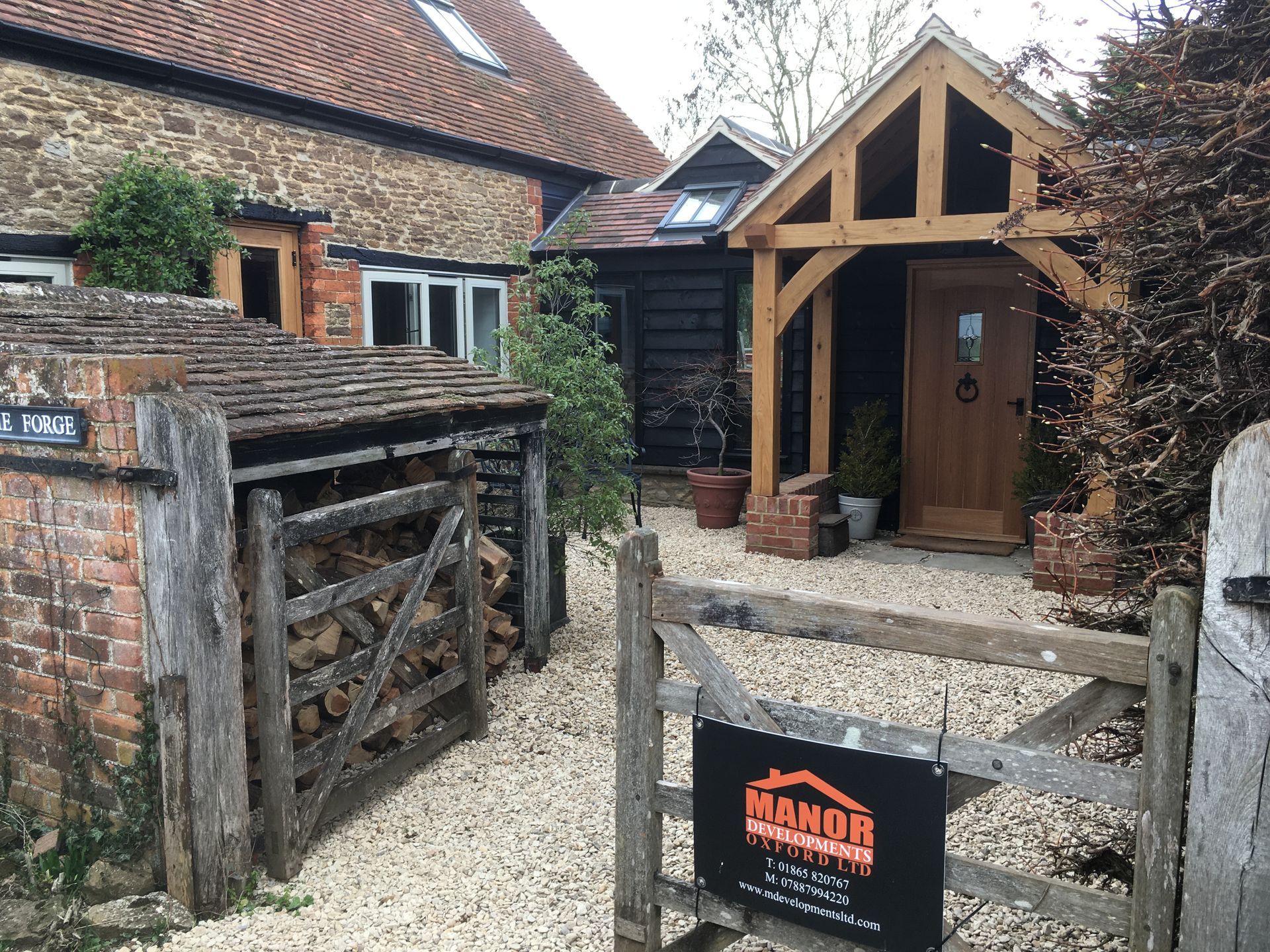 Oak porch extension in Longworth, Oxfordshire