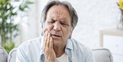 Partials—Old man with tooth sensitivity in  Cordova, TN