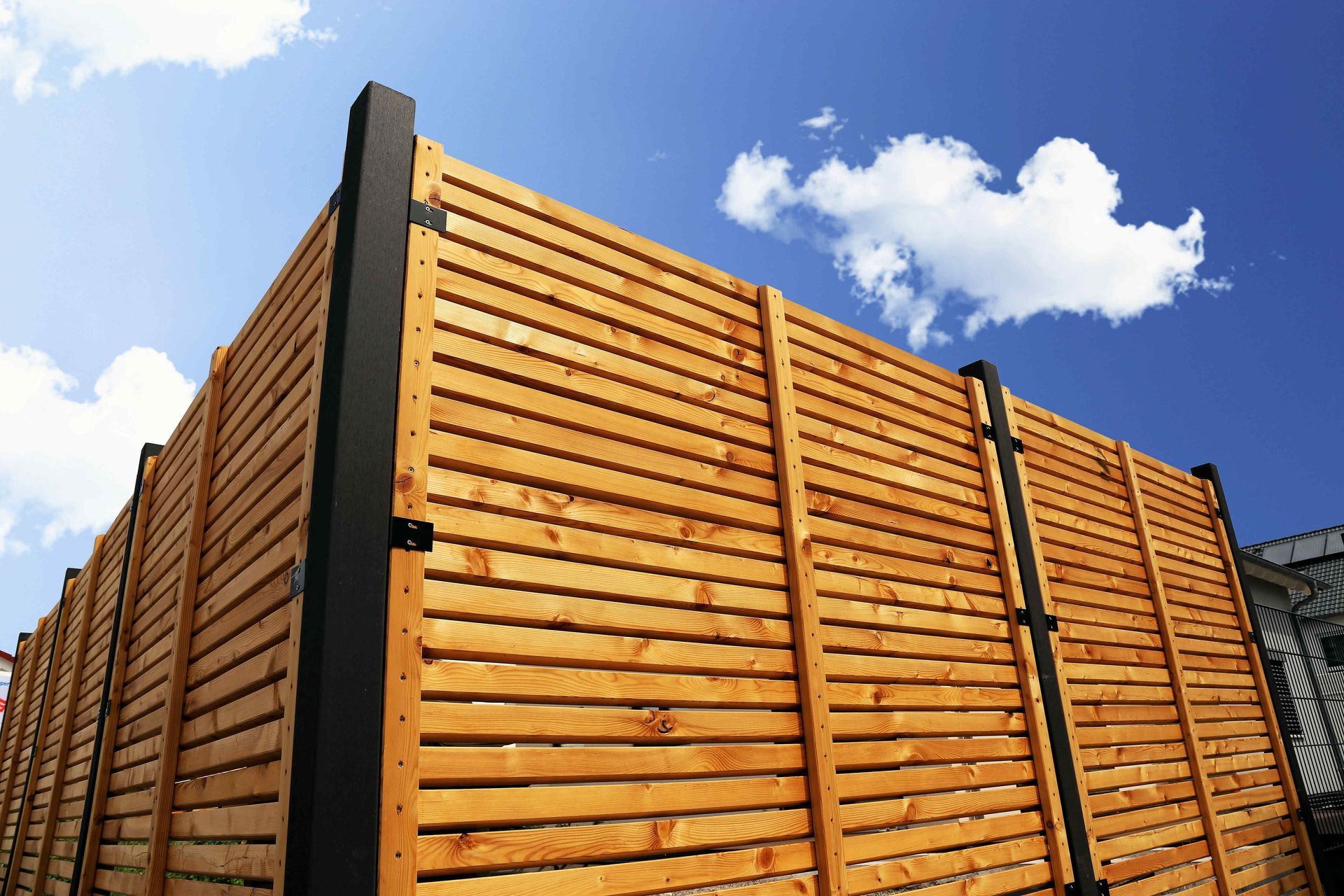 Picture of a luxury wood fence
