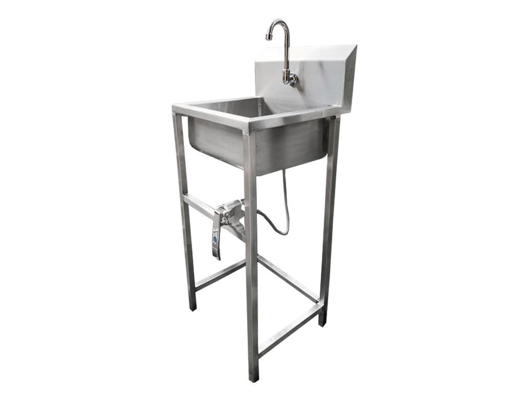 Un fregadero de acero inoxidable con un grifo sobre un soporte sobre un fondo blanco.