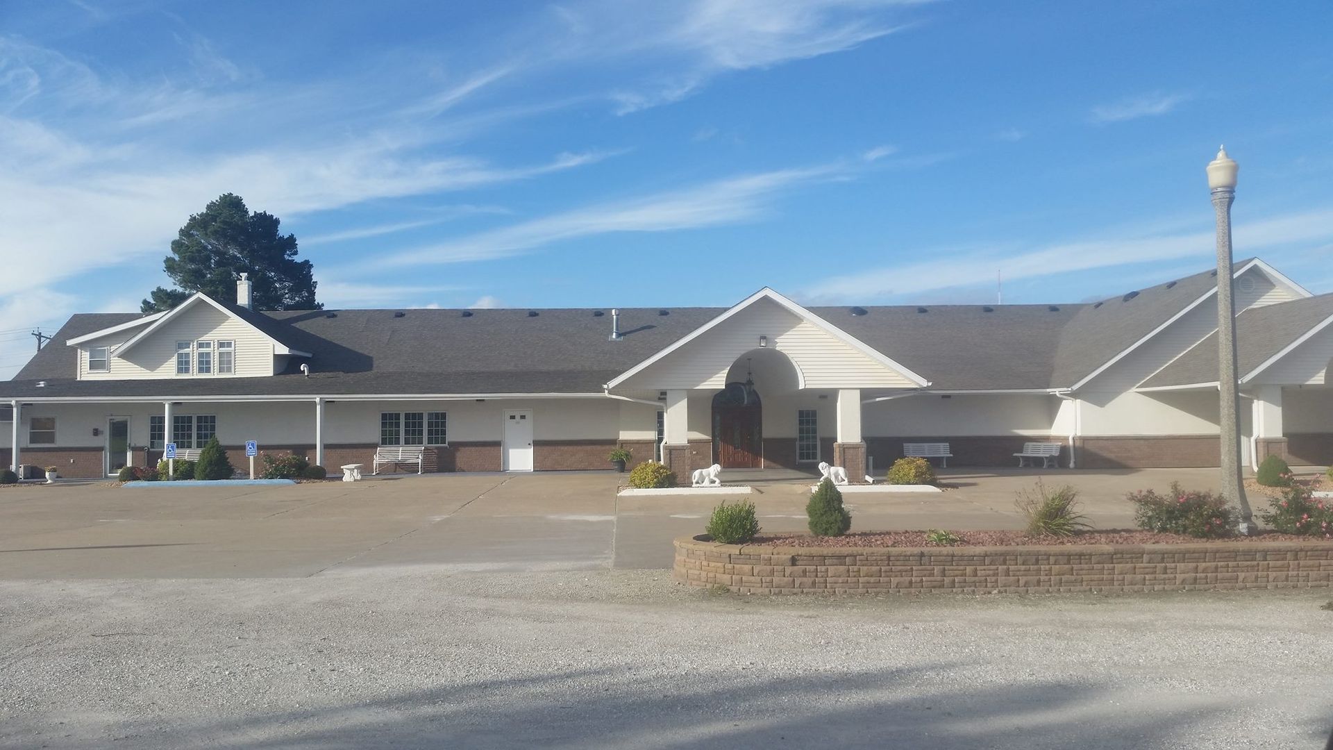 Playle Rimer Millard Family Chapel funeral home exterior.