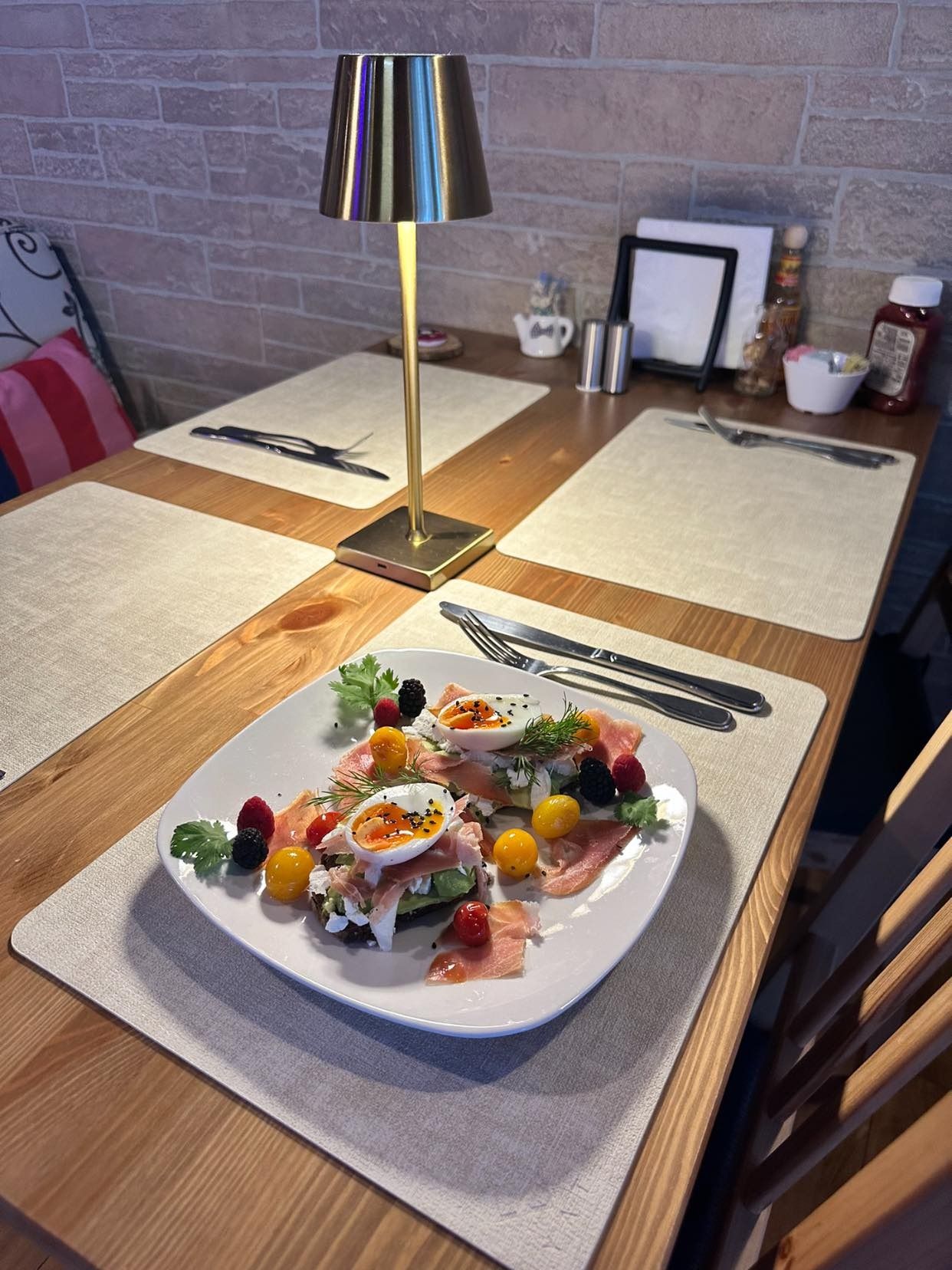 old-town-crepes-dinner-service-img