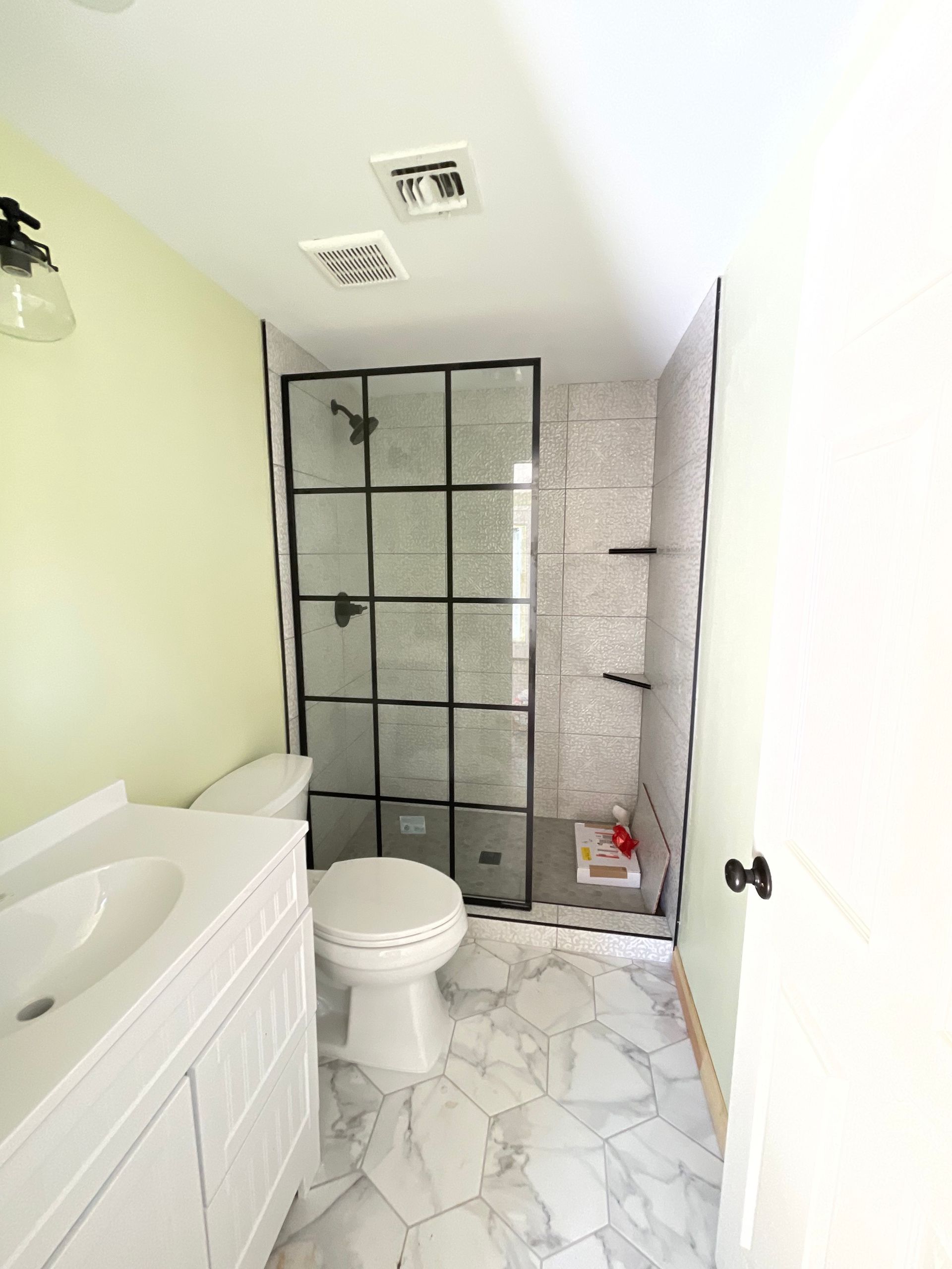 Shower Glass Repair and Replacement in Phoenix