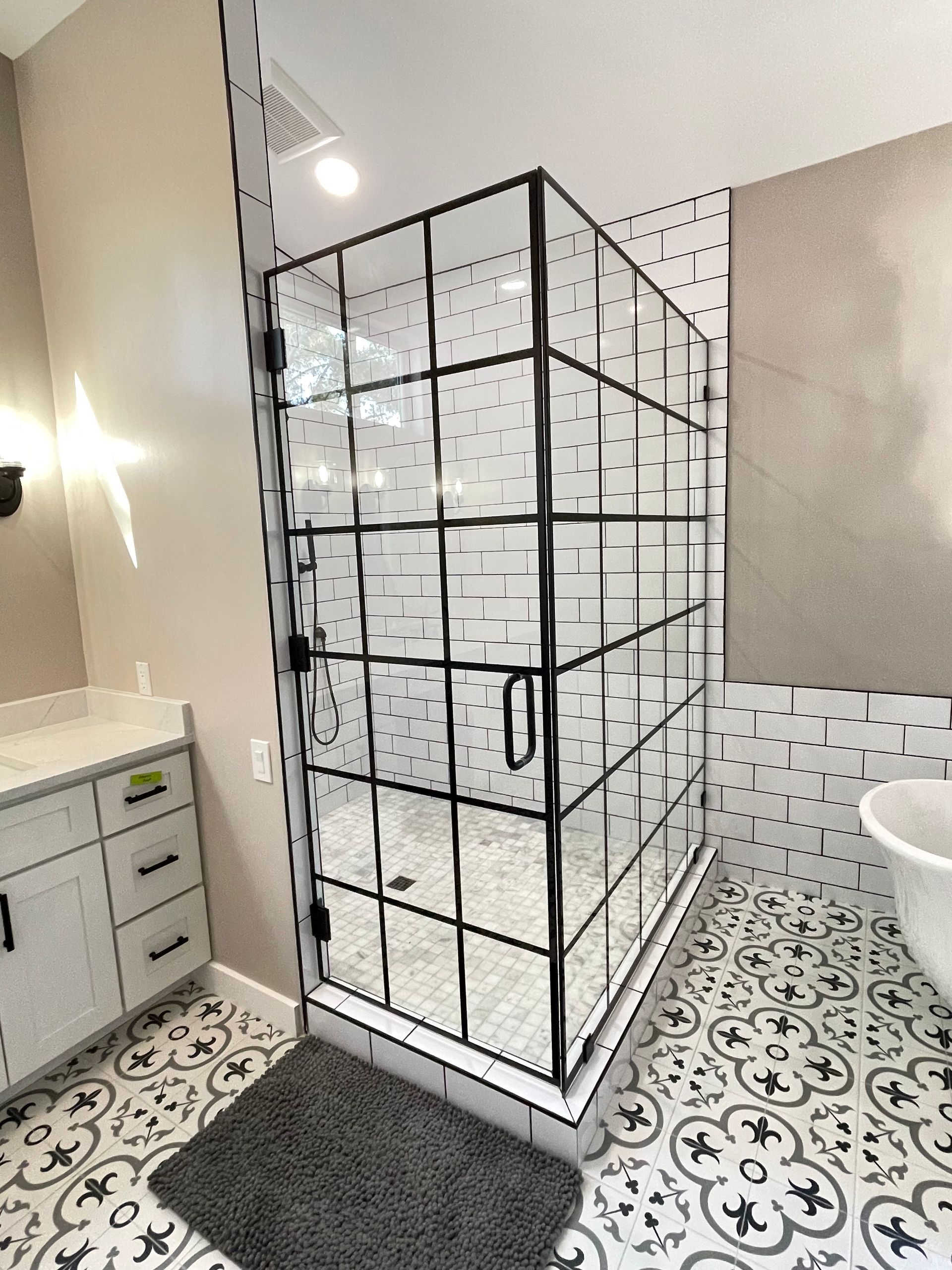 Shower Glass Repair and Replacement in Phoenix