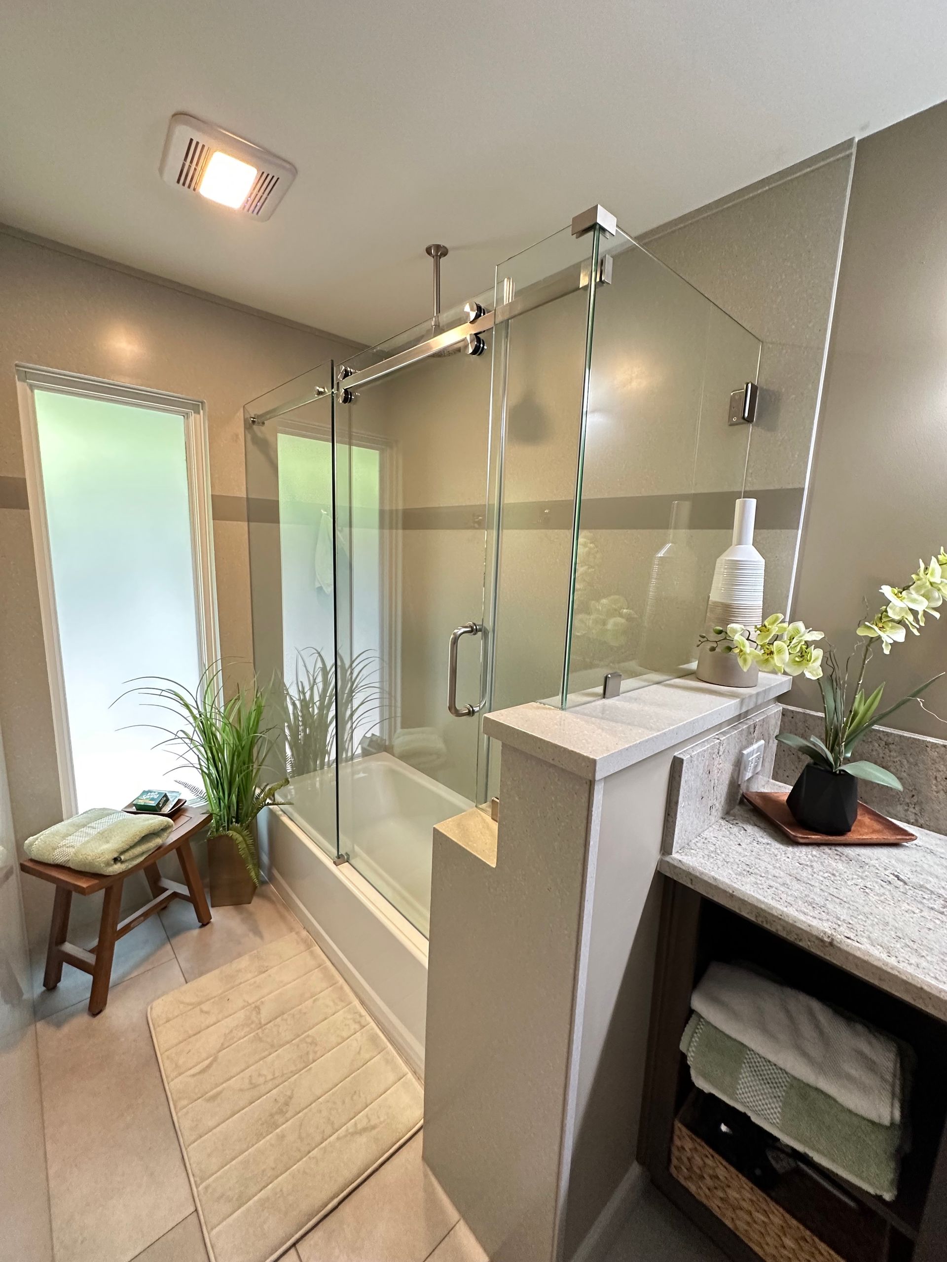 Shower Glass Repair and Replacement in Phoenix