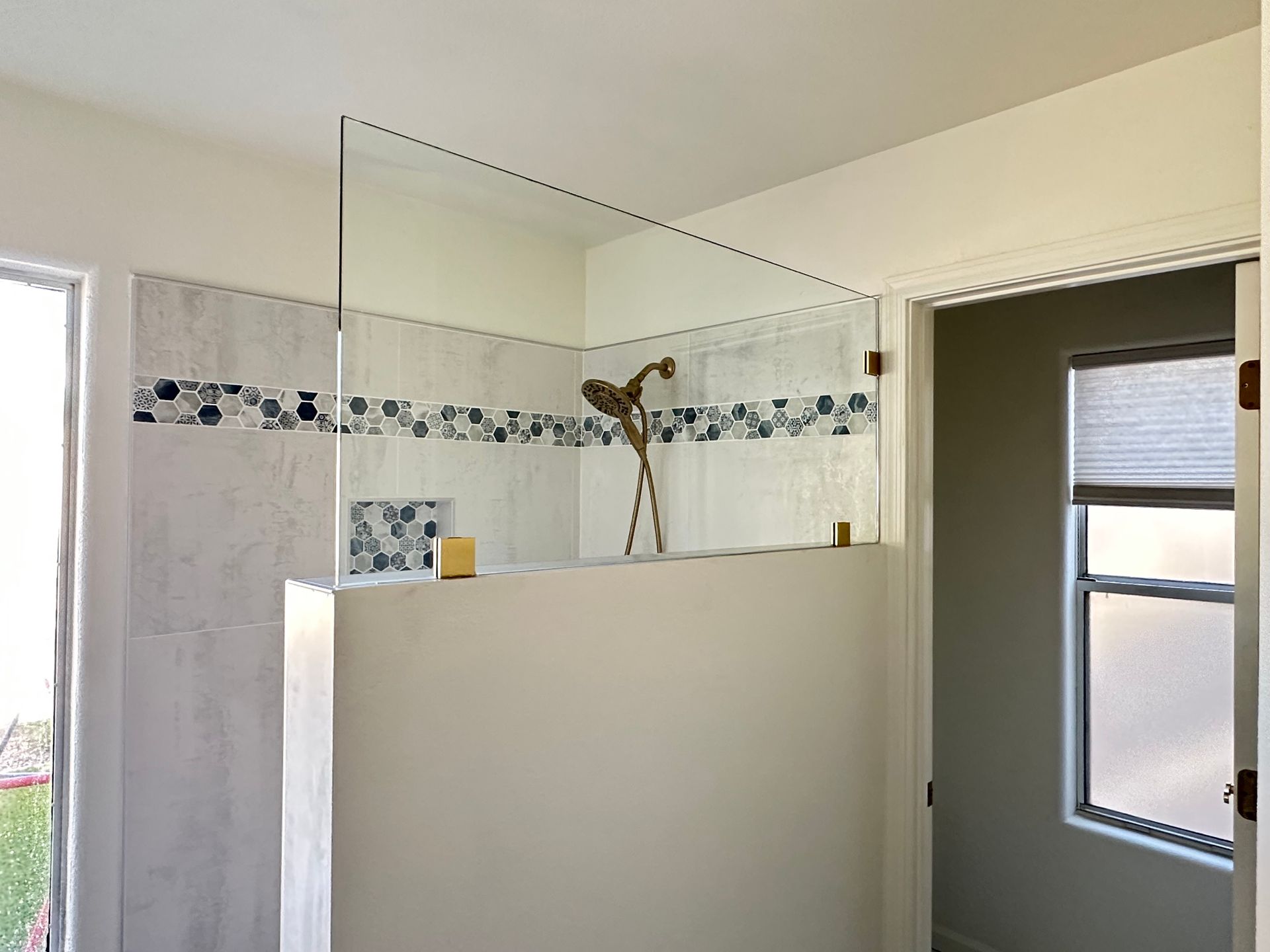 Shower Glass Repair and Replacement in Phoenix