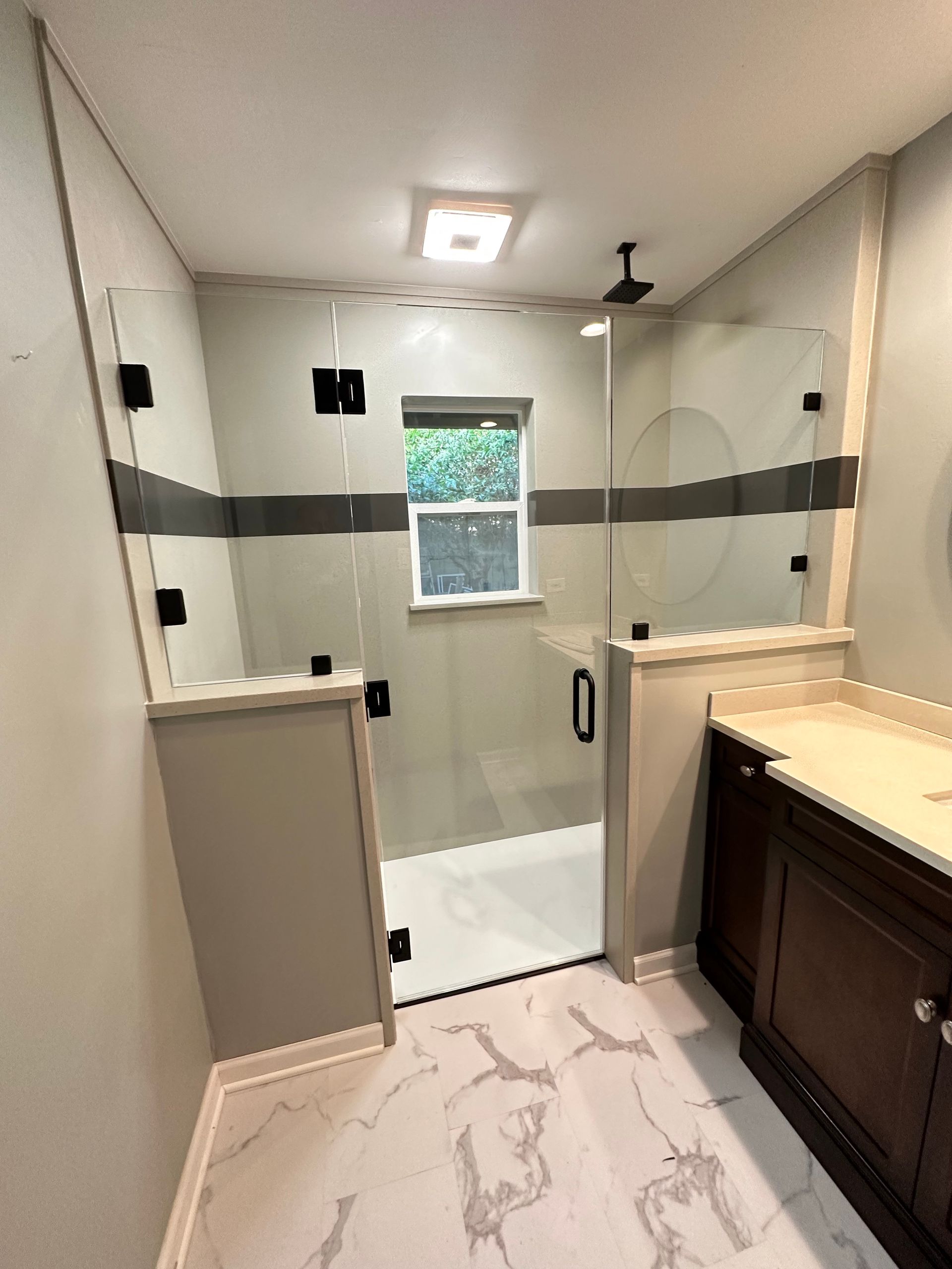 Shower Glass Repair and Replacement in Phoenix
