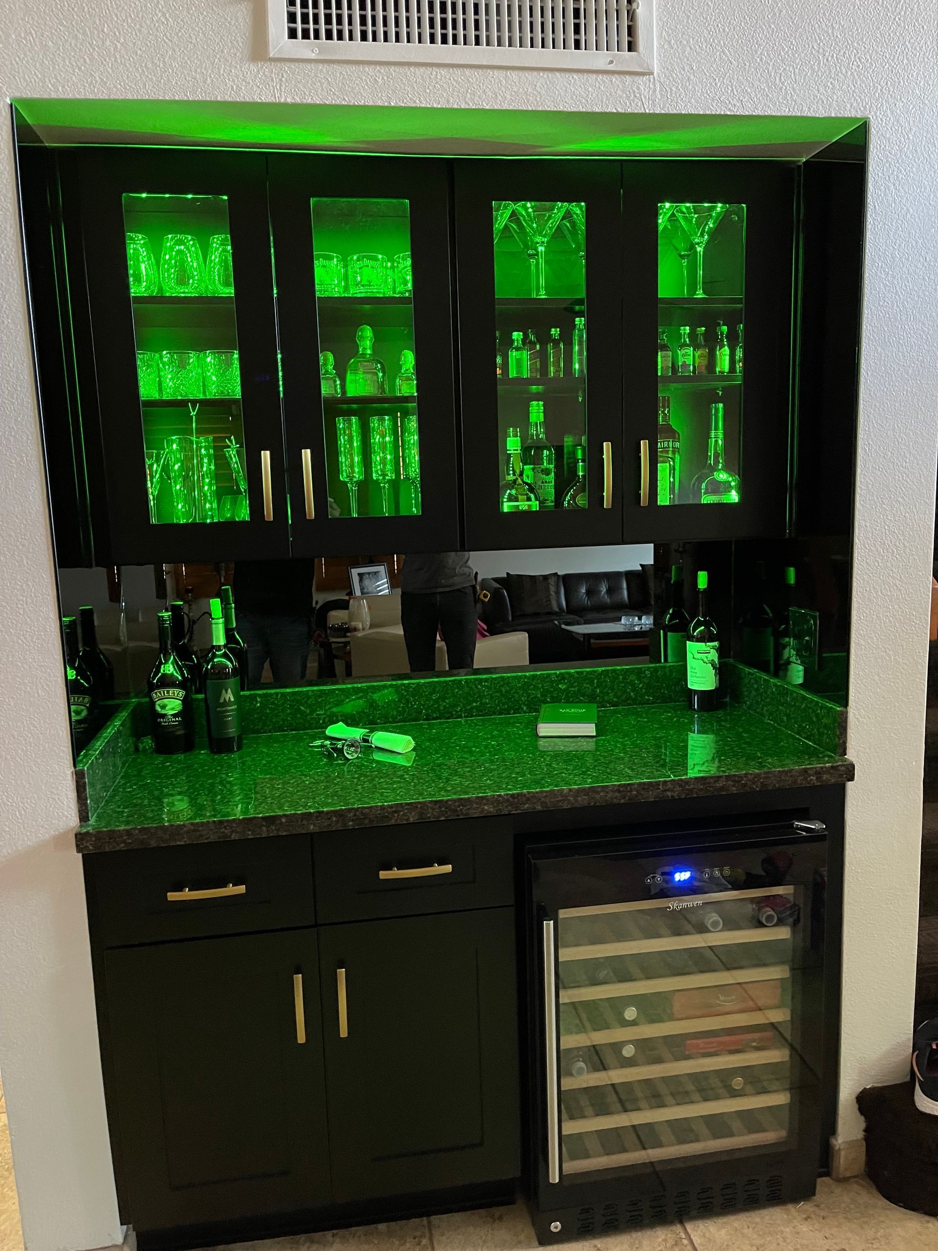 Custom Glass Repair & Replacement Services in Phoenix