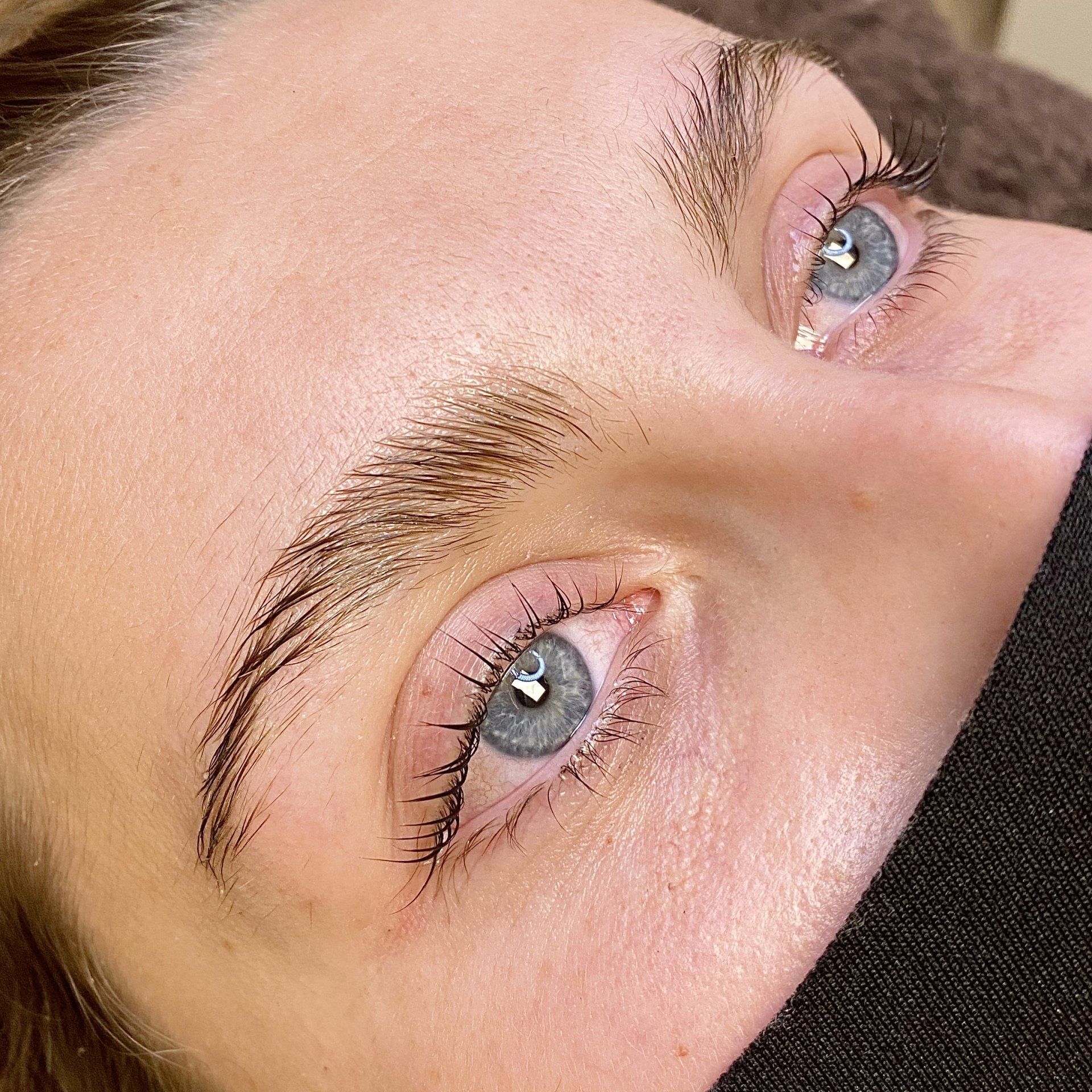 BROW LAMINATION, BROW LIFTING, BRAUEN LAMINIERUNG