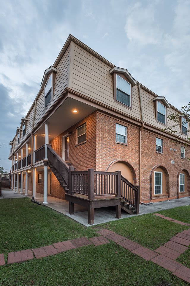 Regency Metairie Apartments
