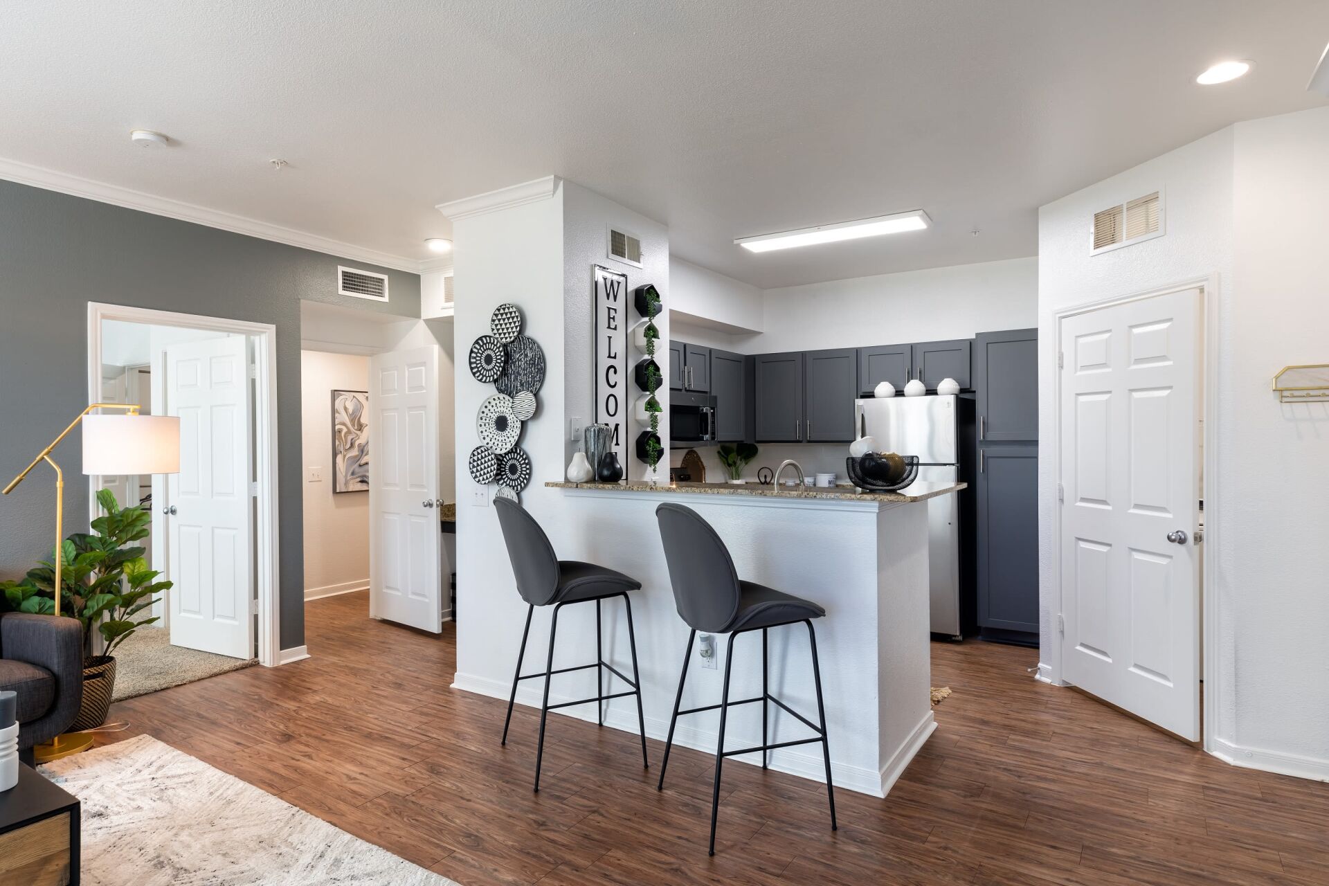 Kitchen with breakfast bar | Stone Creek at The Woodlands