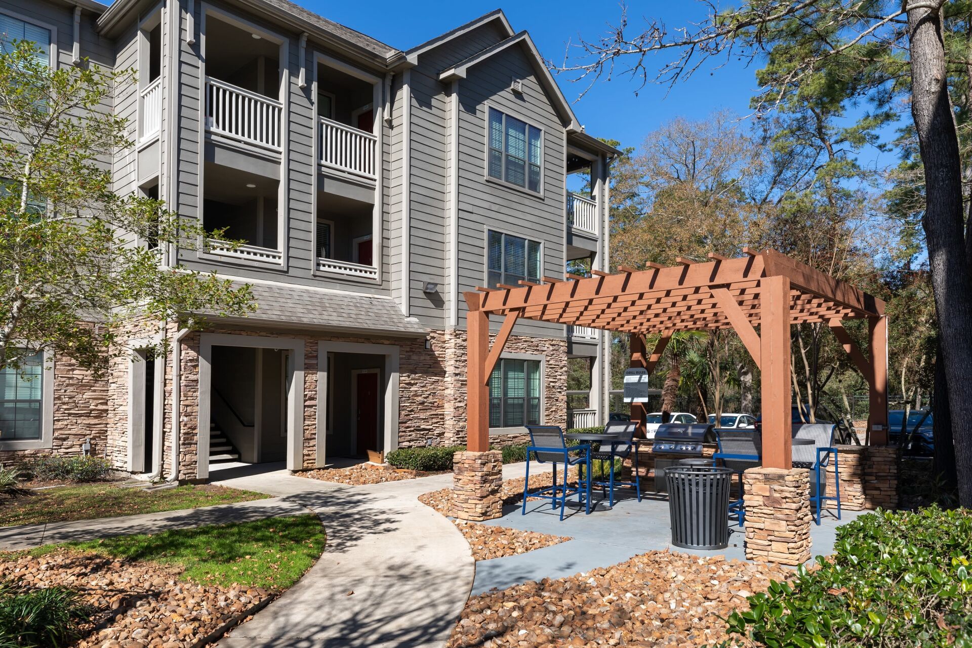 Outdoor Grilling Station | Stone Creek at The Woodlands
