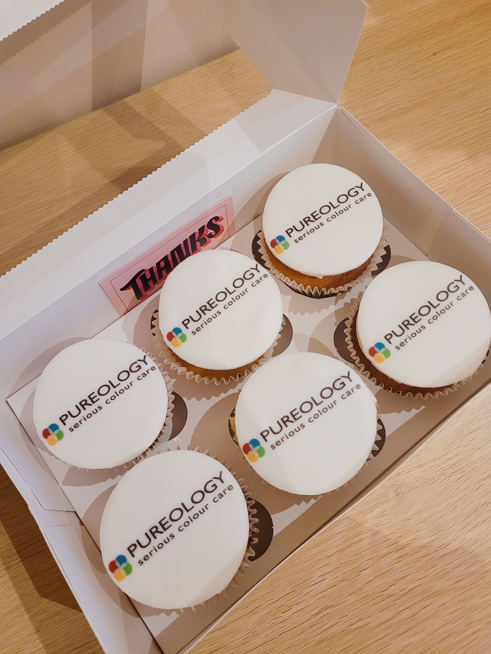 Logo cupcakes Kildare