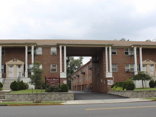 Colonnade Apartments