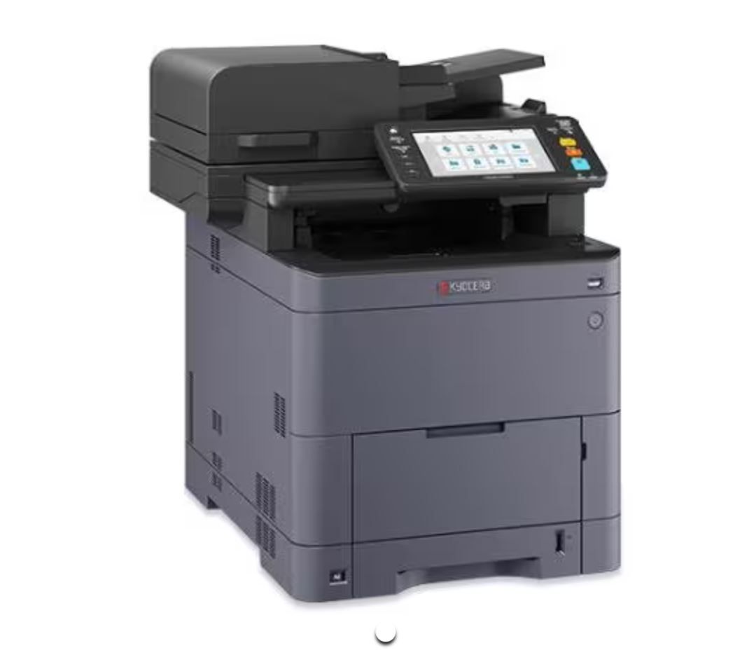 Una stampante nera è seduta sopra un tavolo bianco.