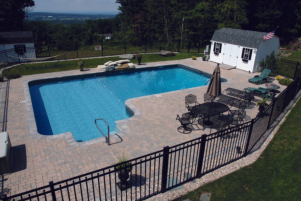 t shaped swimming pool