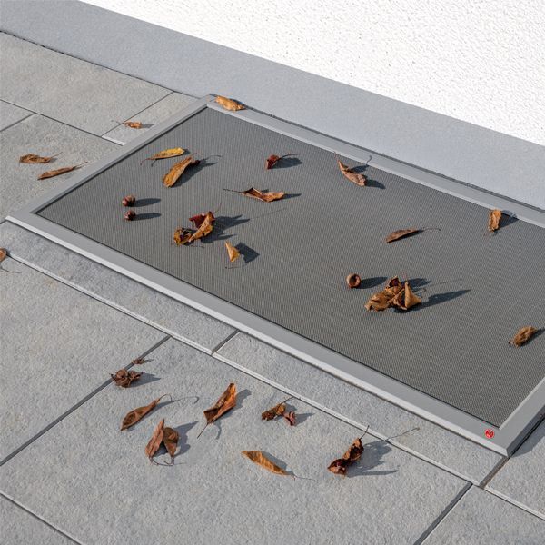 ISN Insektschutzgitter für Lichtschächte und Kellerschächte