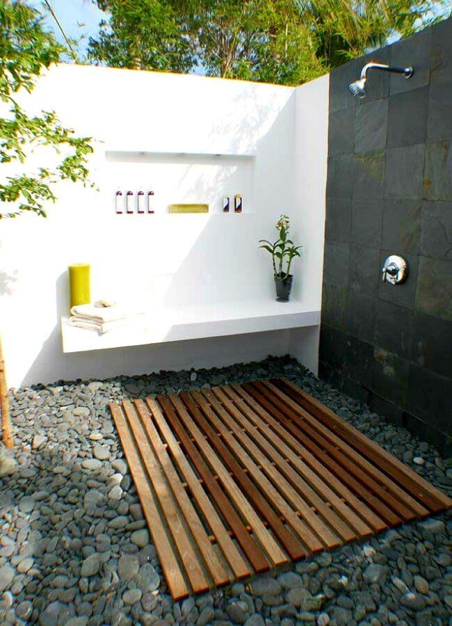 Outdoor Shower — Builders in Cannonvale, QLD