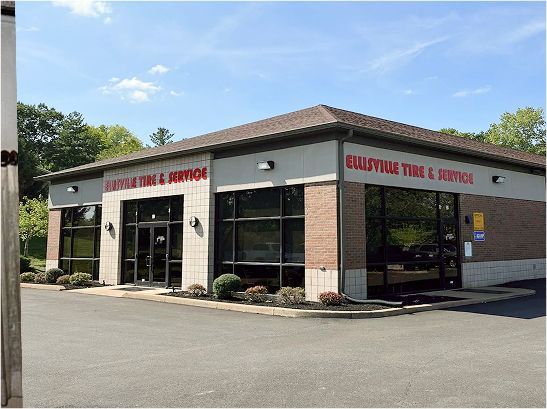 Front Door - Ellisville Tire & Service