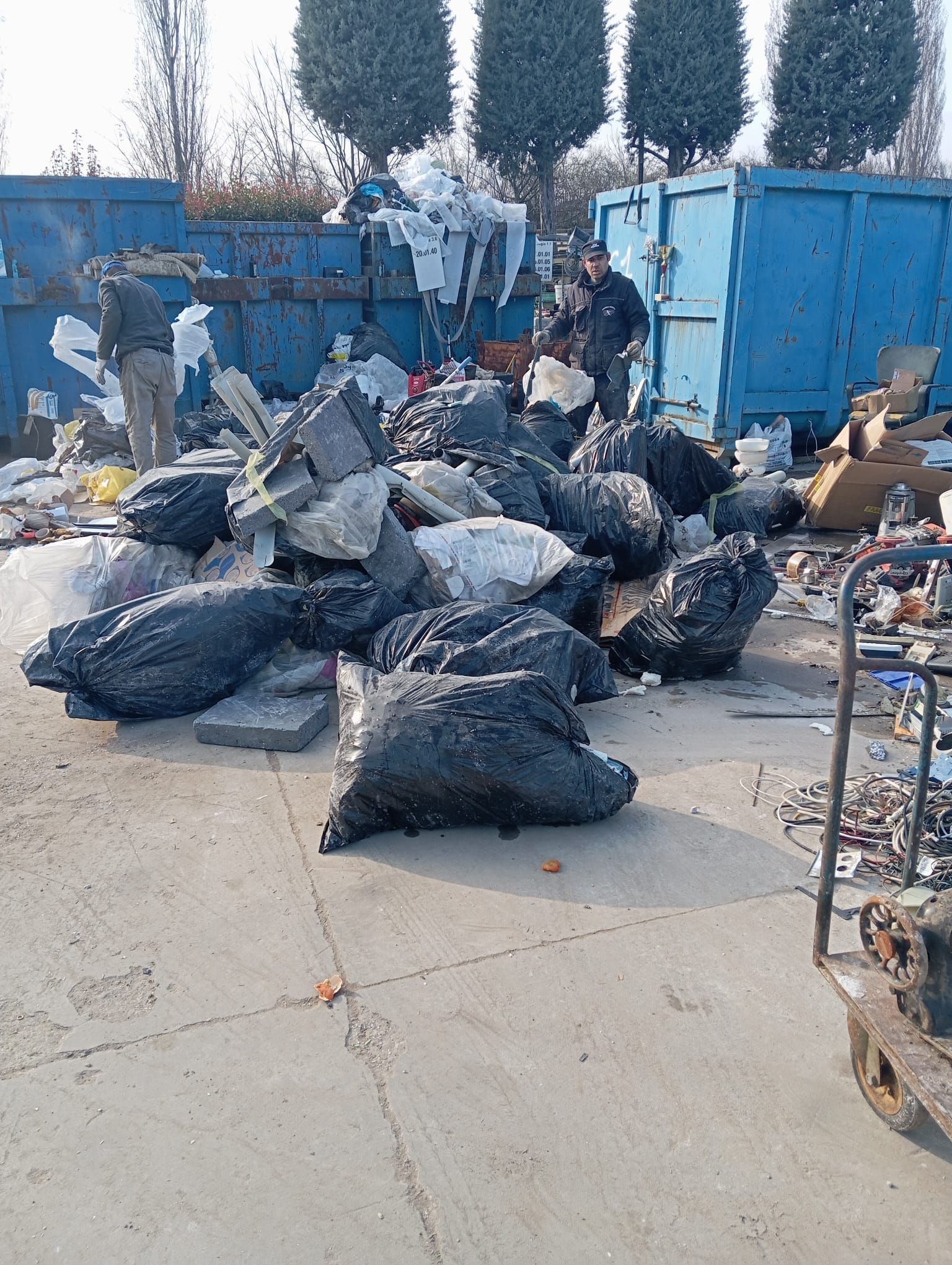 Fornitura di Container