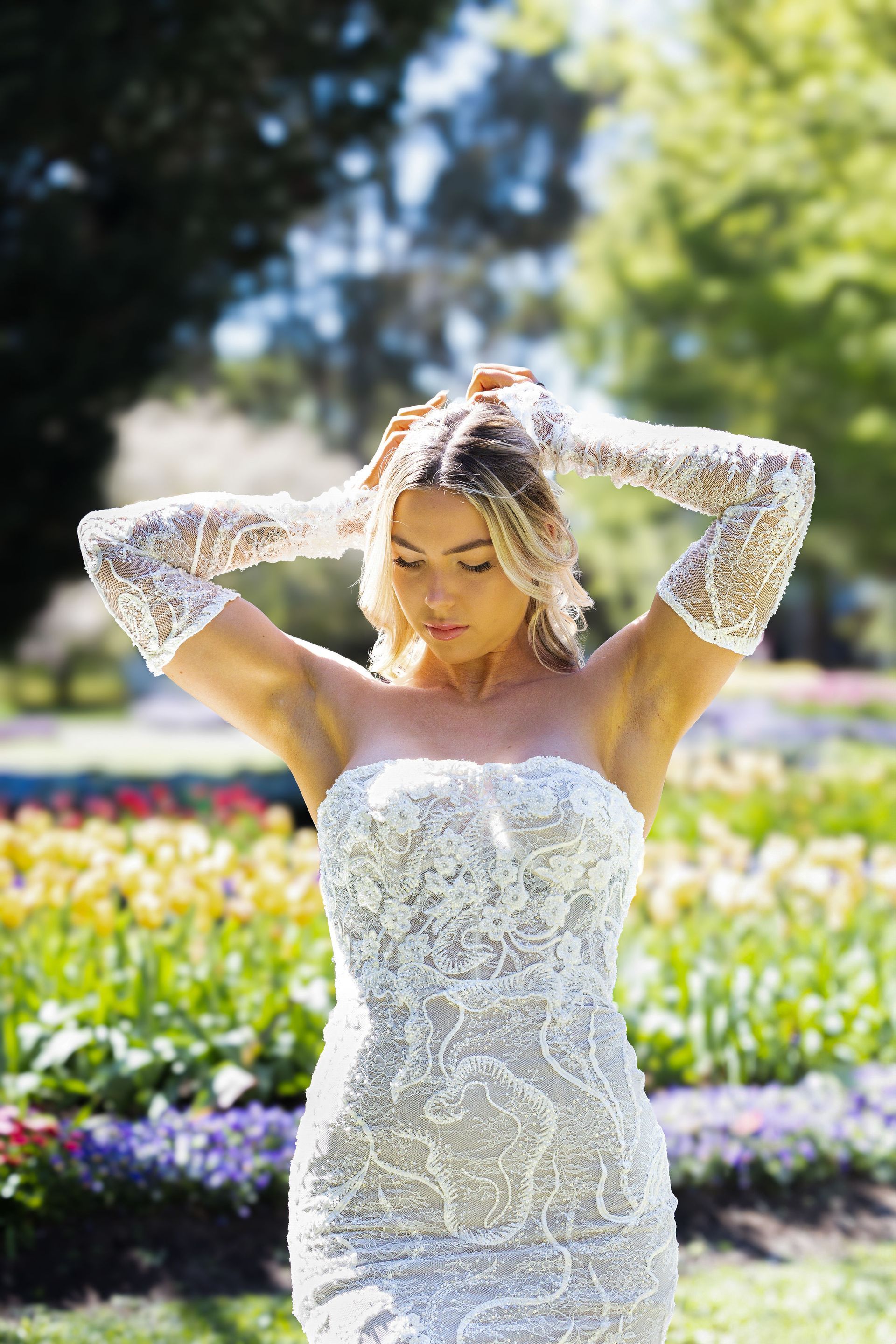 Mermaid dress with lace sleeves