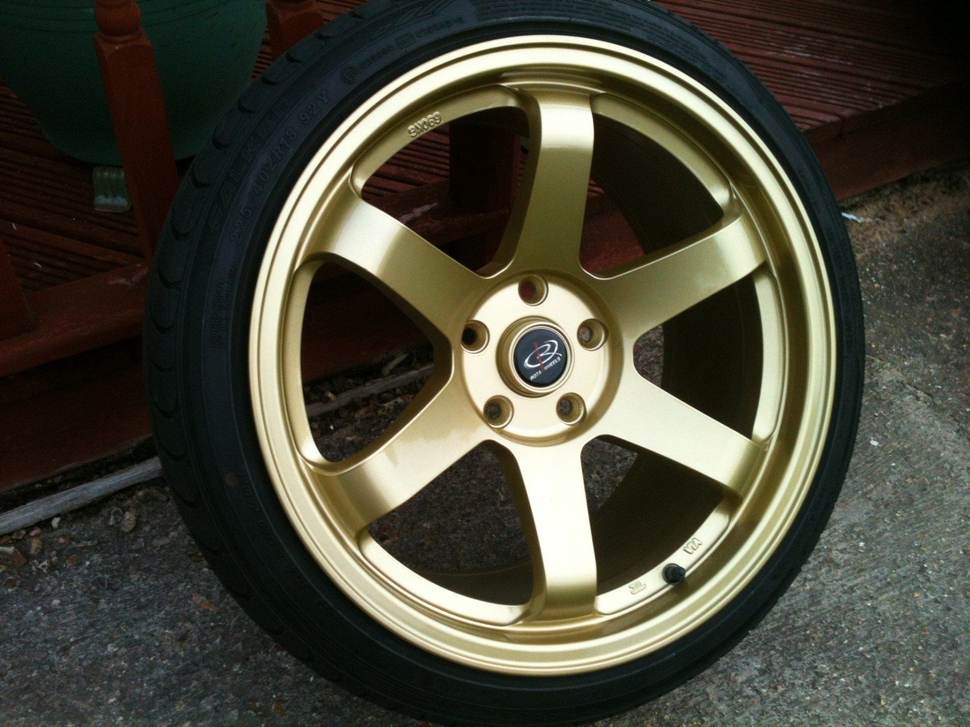 Alloy wheel colour changes by JMH Wheelmasters Ltd
