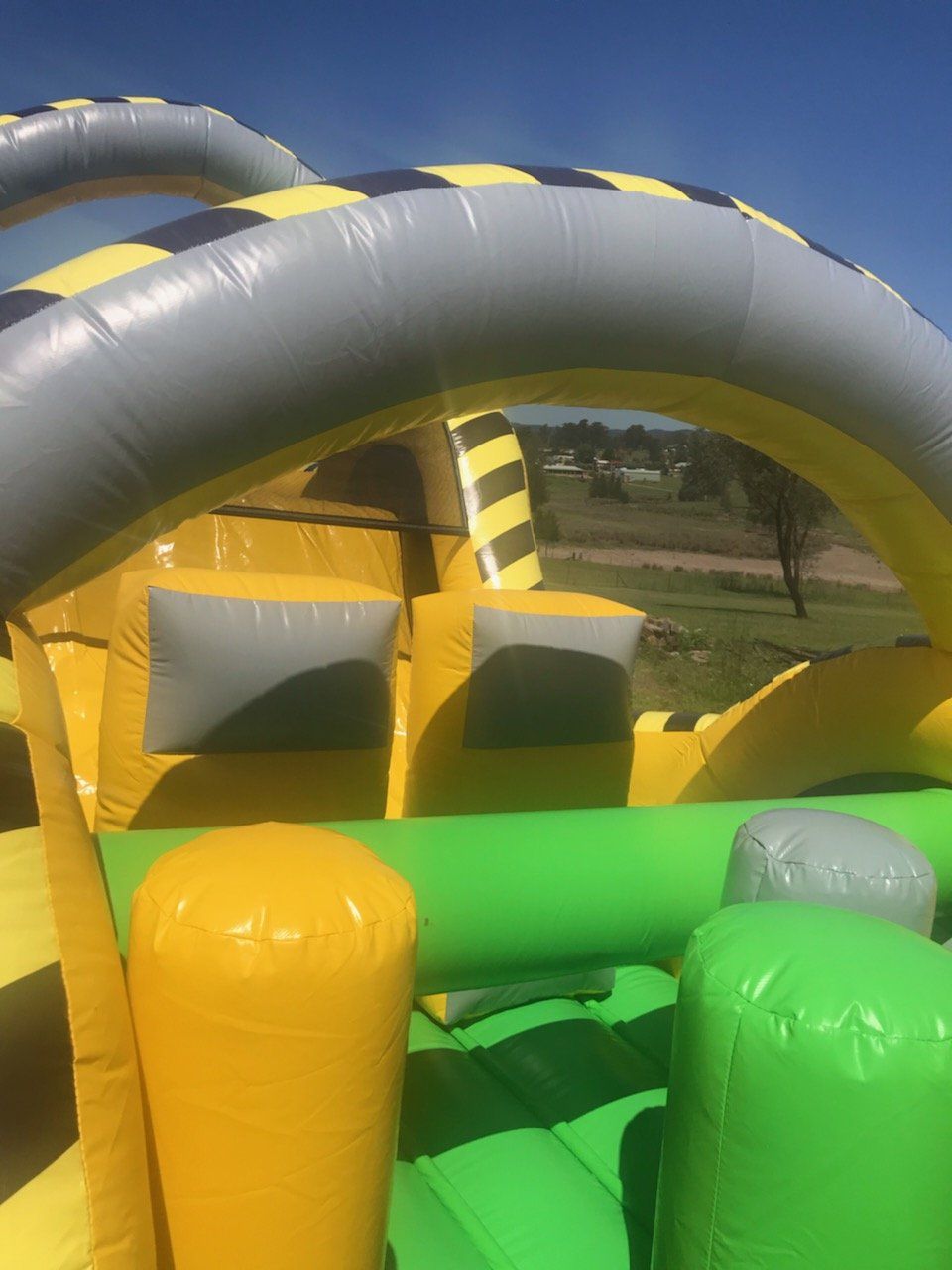 Atomic Rush Obstacle Course Hire