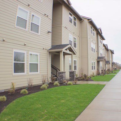 Walnut Creek Apartments Crest Properties, Inc.